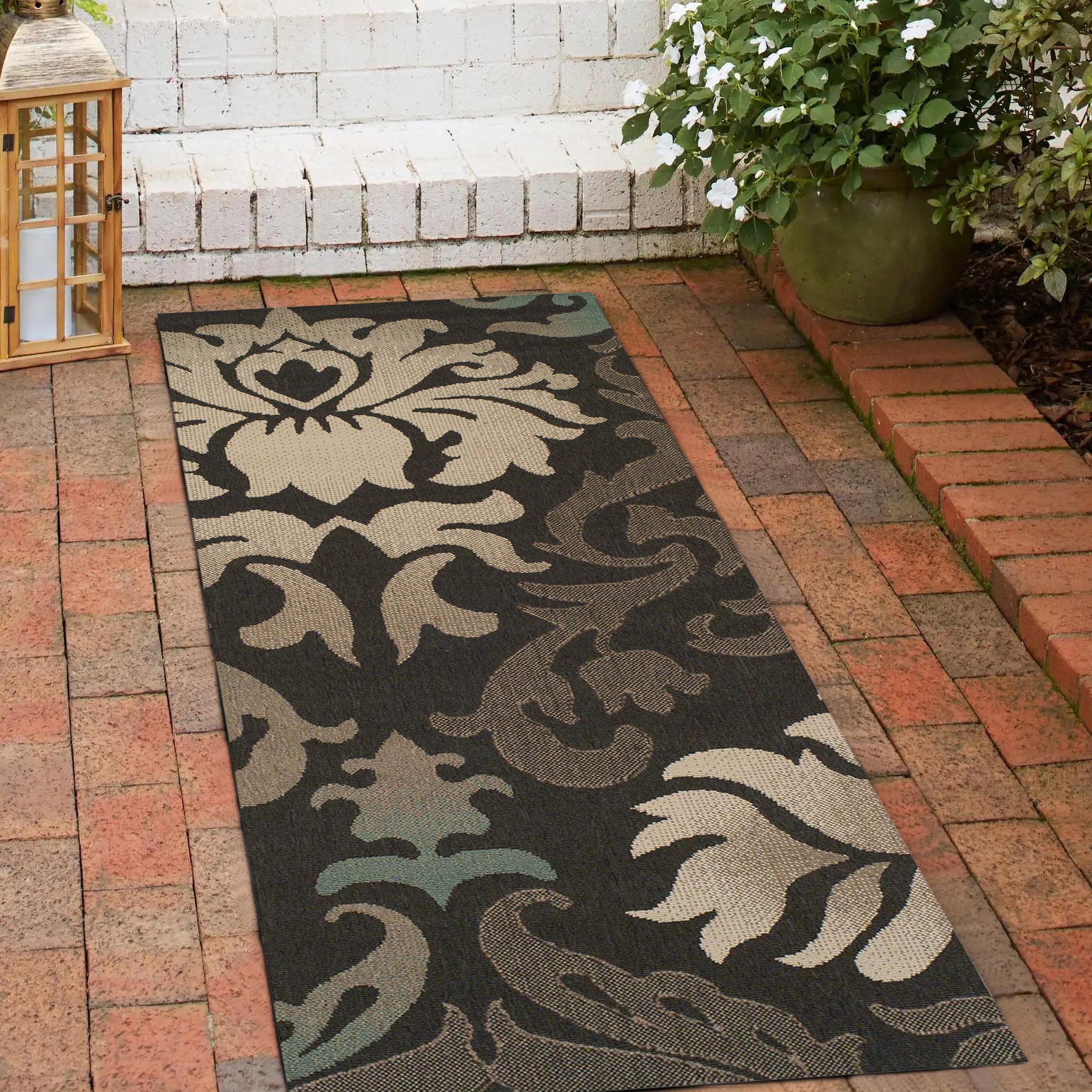 Lowell Traditional Damask Indoor/Outdoor Area Rug - Non-Slip, Water-Resistant - Perfect for Living Room, Patio, Deck & High-Traffic Areas
