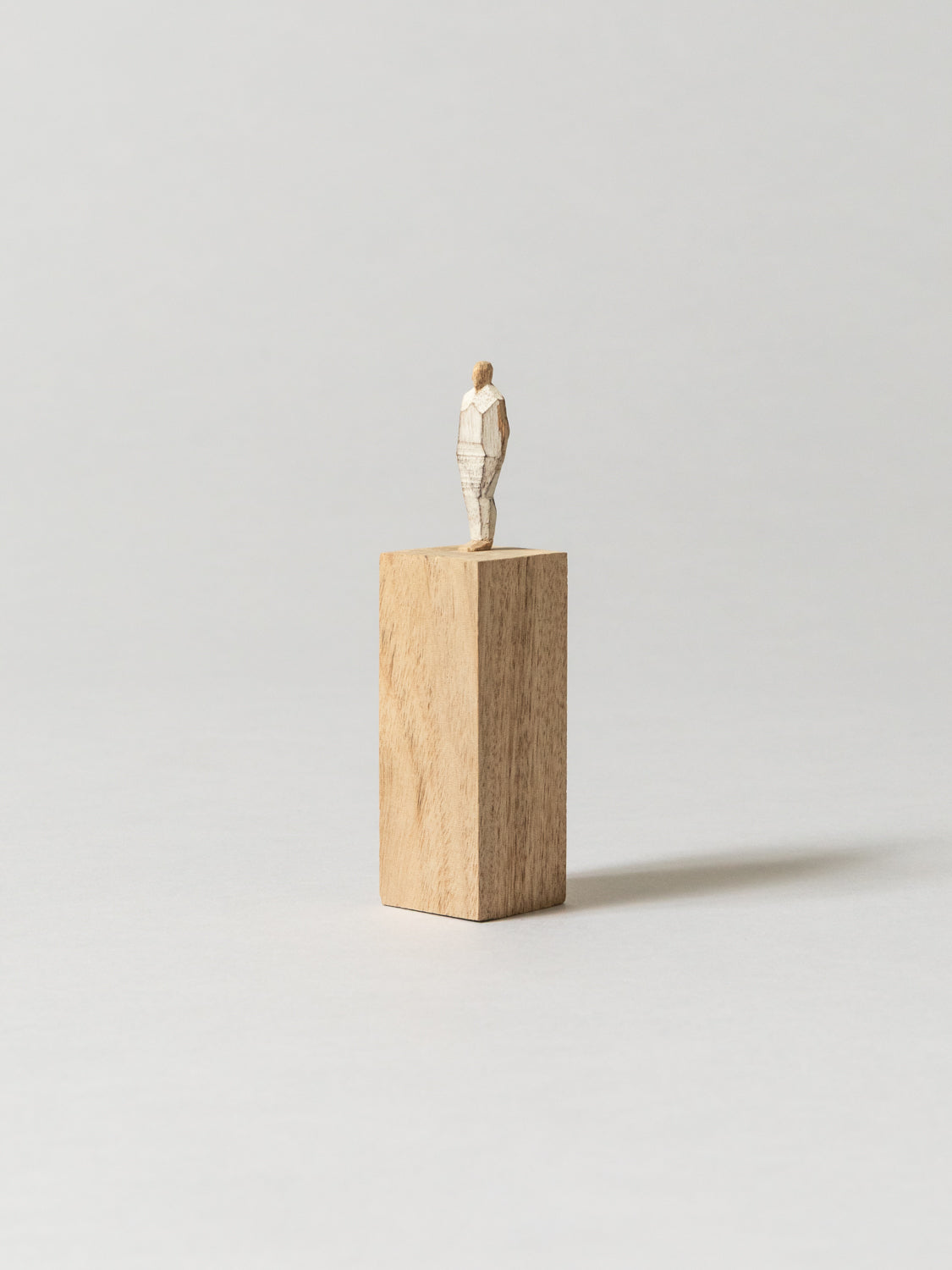 Olectronica Handcrafted Wooden Statuette - Natural Wood Home Decor | Perfect for Living Room, Bedroom & Office Display