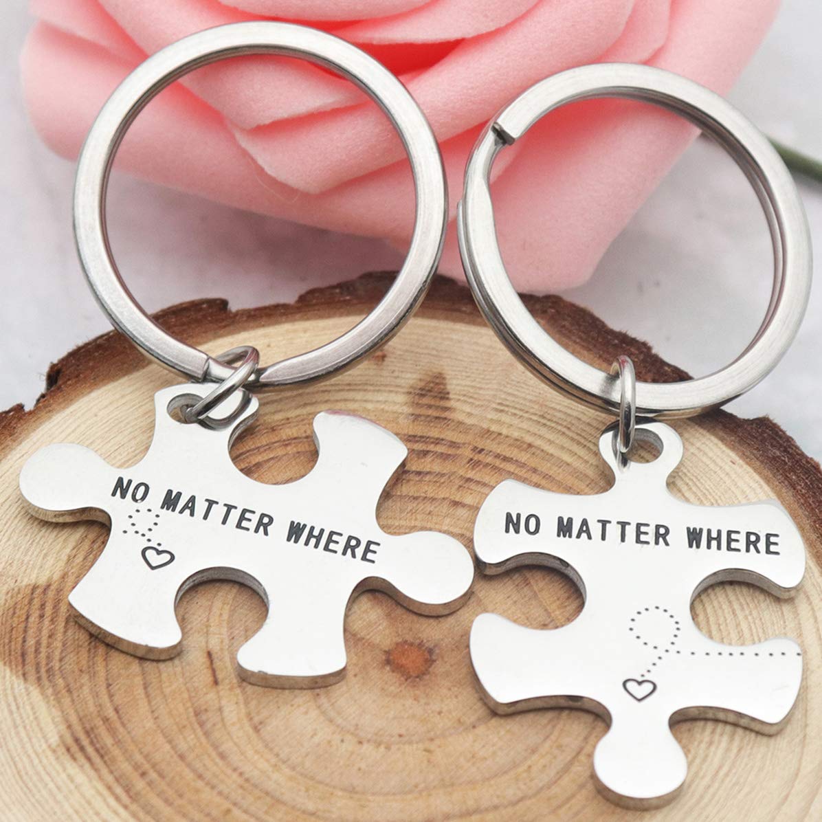 Beeshion Long Distance Couple Keychain Set - Stainless Steel Puzzle Piece Keyrings for Boyfriend/Girlfriend - Romantic Anniversary Gift for Couples - Perfect for LDR Relationships & Keepsakes