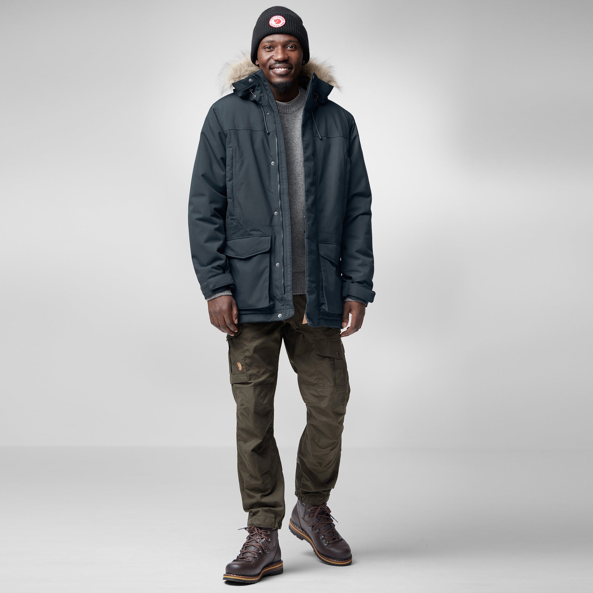 Fjallraven Nuuk Lite Parka for Men - Waterproof Winter Jacket with Hood - Warm & Windproof Outdoor Coat for Hiking, Camping & Cold Weather