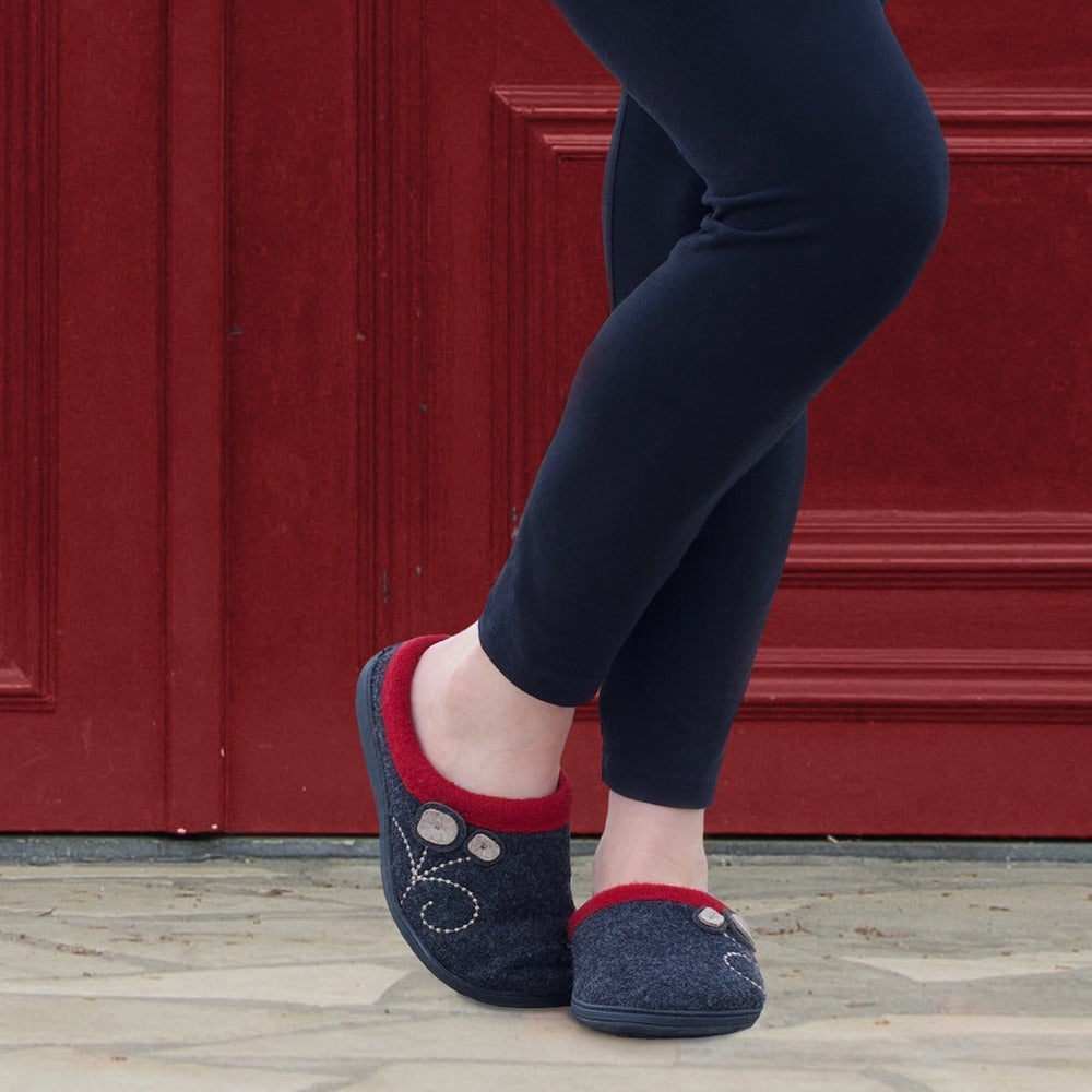 Women's Dara Clog Slippers with Cloud Contour® Cushion - Comfortable House Shoes for Relaxing at Home, Lounging & Indoor Wear