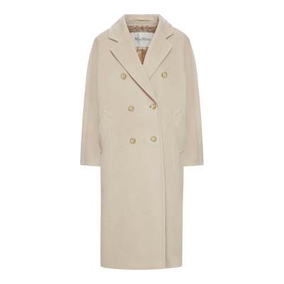 The Elegance of Autumn: A Tale of the Icon Coat Special Edition