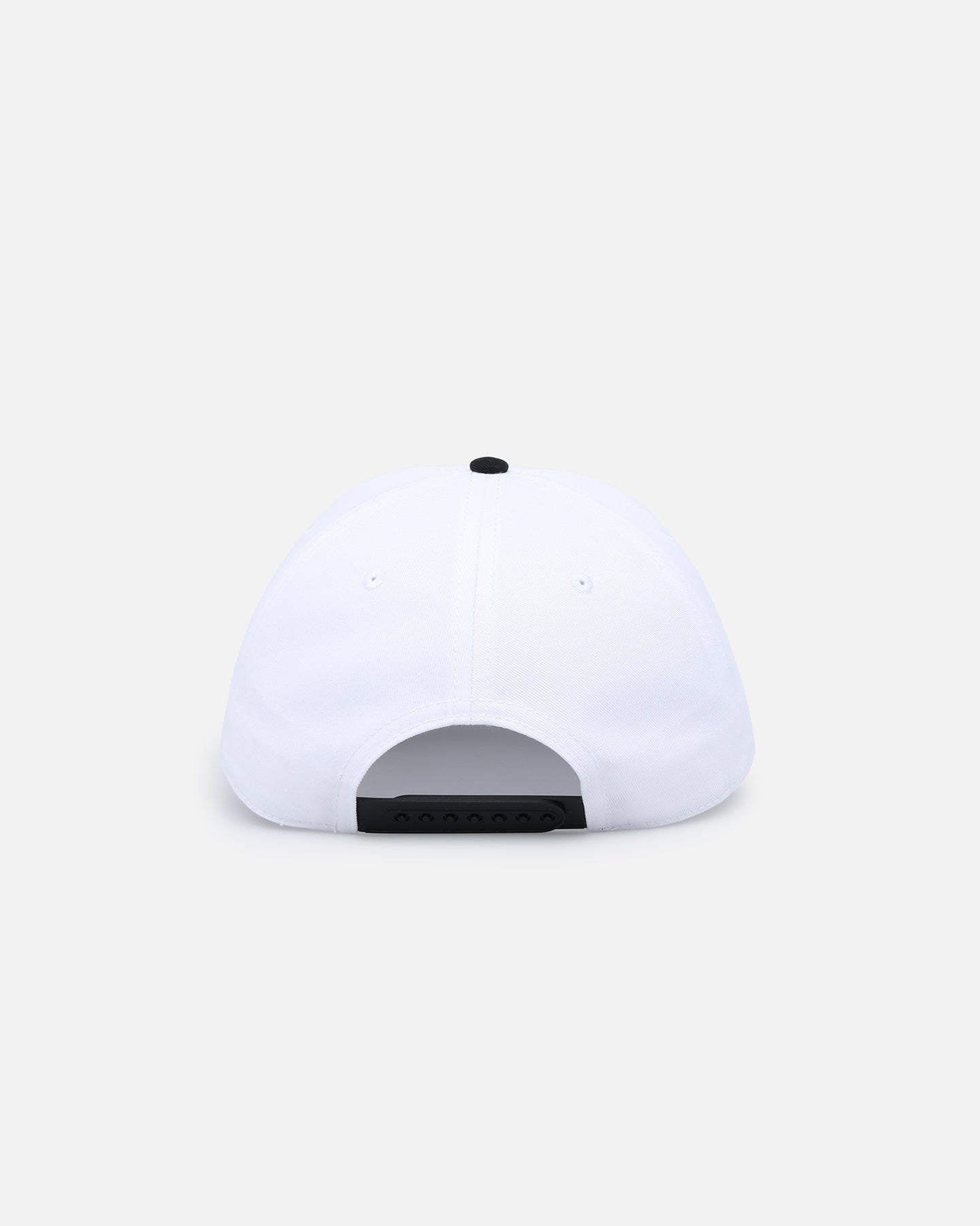 American Needle Roscoe Strapback Hat - White & Black Adjustable Baseball Cap for Men & Women - Perfect for Sports, Casual Wear & Outdoor Activities