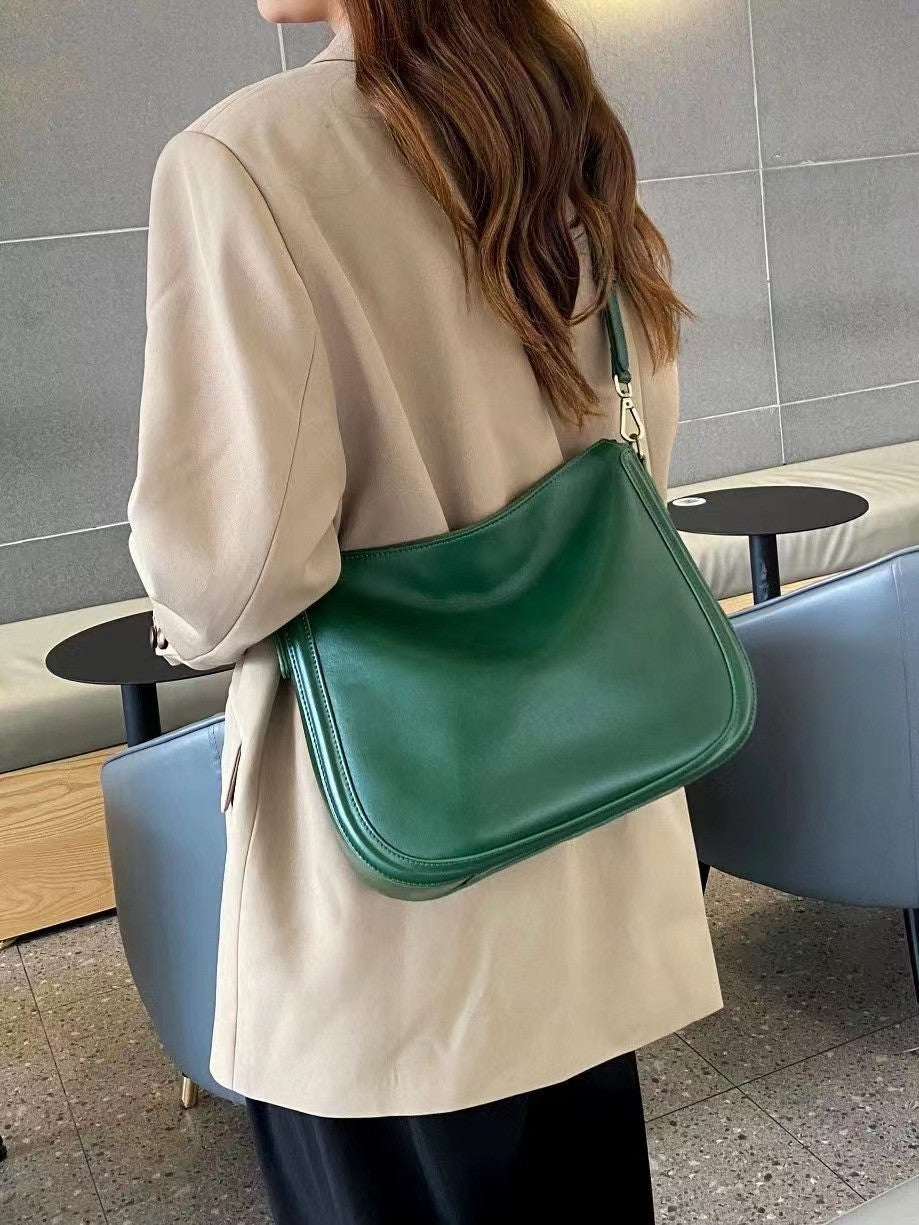 Stylish and Comfortable Crossbody Bag for Women - Perfect for Travel, Shopping, and Everyday Use