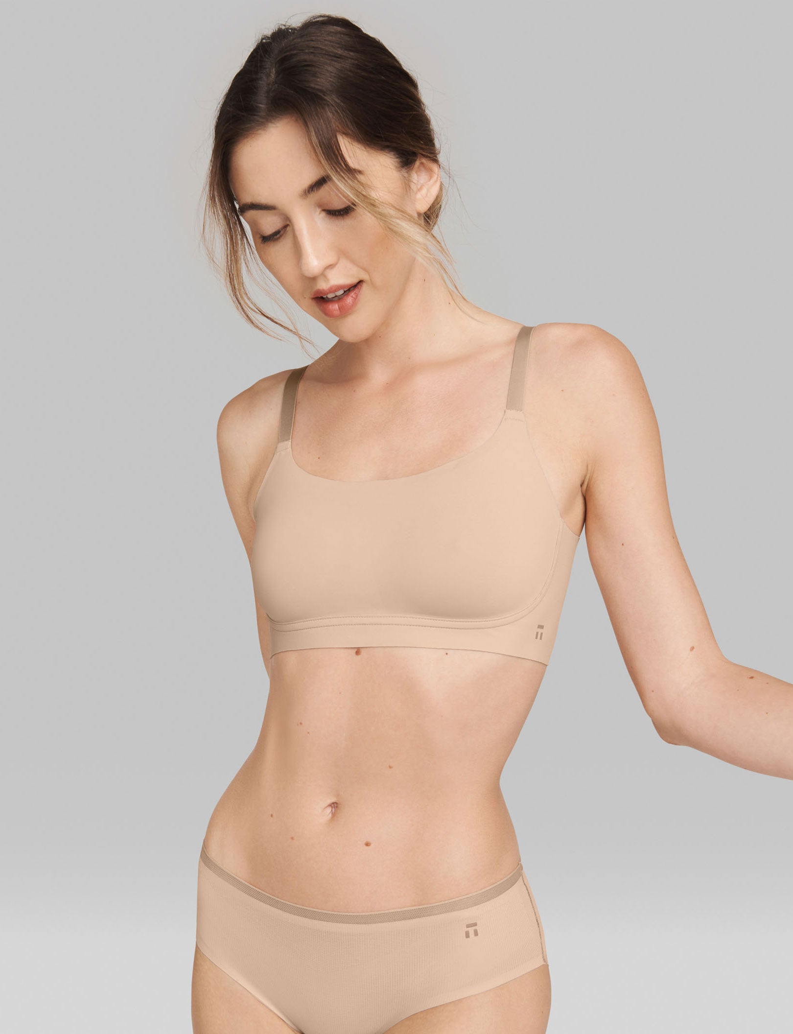 Wire-Free Comfort Smoothing Bralette - Soft Seamless Wireless Bra for Women - Perfect for Yoga, Lounge & Everyday Wear