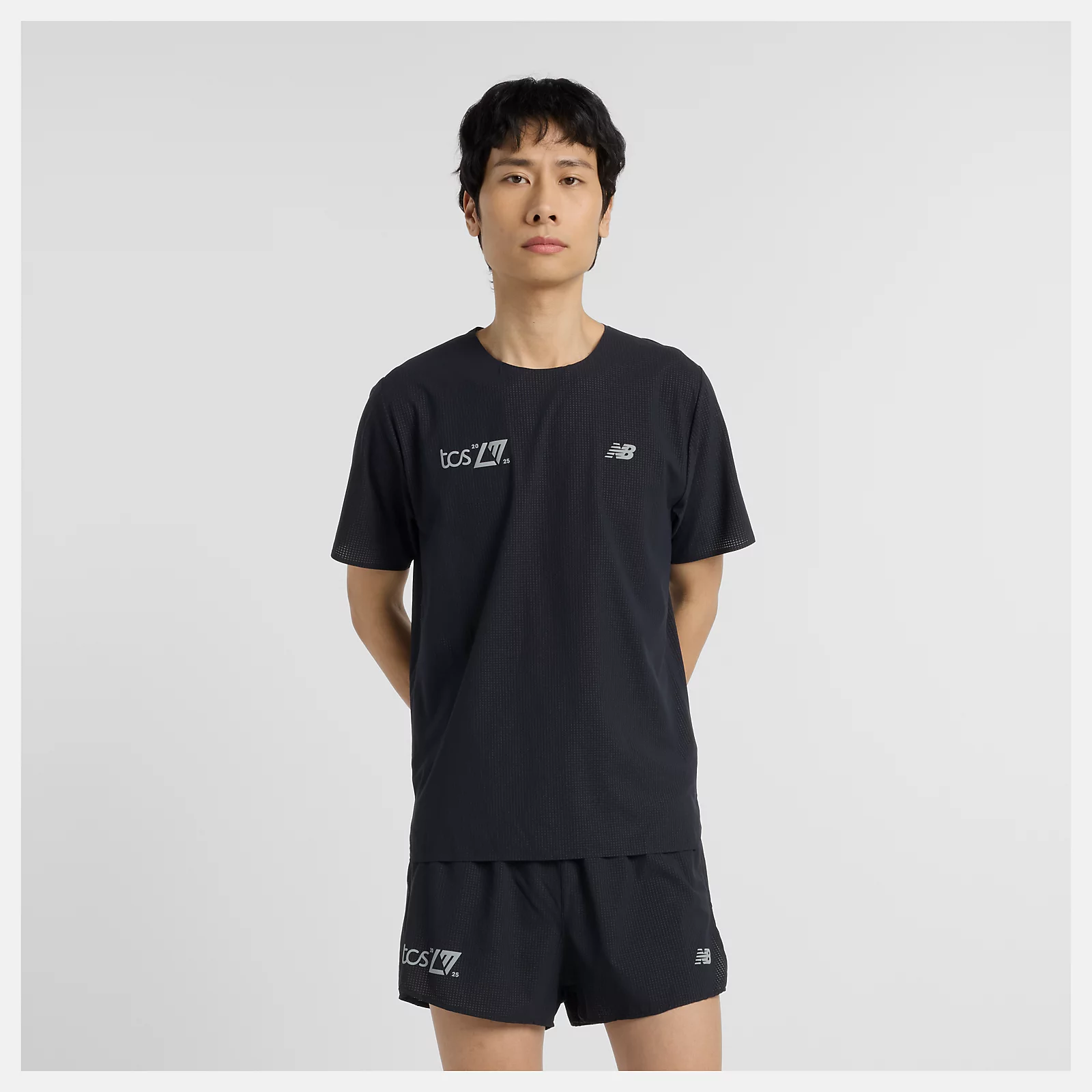 New Balance Men's London Edition Race Day Ultra Light Performance T-Shirt - Breathable, Moisture-Wicking Running Shirt for Marathon & Workout