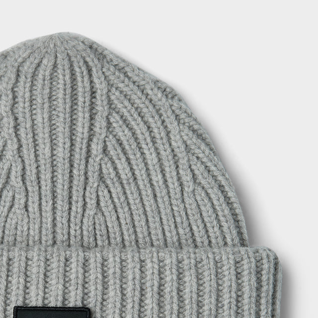 Tilley Alpine Beanie - Warm Winter Knit Hat for Men & Women - Soft Fleece Lined Cold Weather Cap for Skiing, Hiking & Outdoor Activities