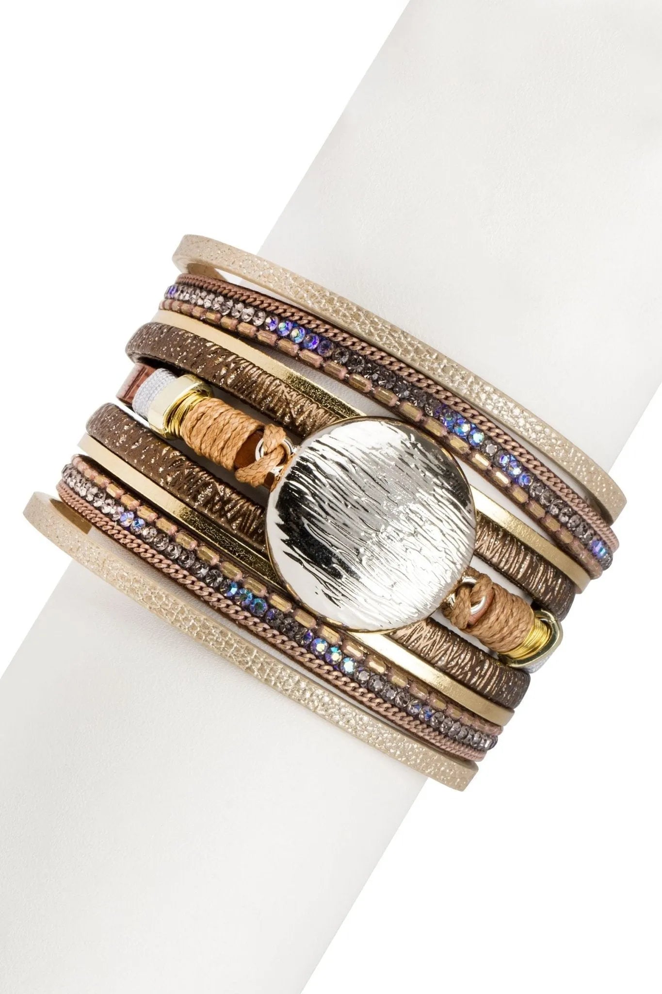 Stylish Optical Leather Bracelet for Men & Women - Trendy Adjustable Wristband for Fashion, Gifts & Everyday Wear