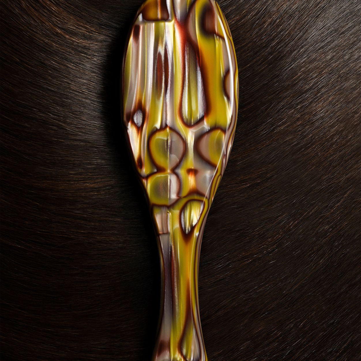 Oribe Flat Brush for Smoothing & Styling Hair - Professional Hair Brush for Straightening & Detangling - Perfect for Daily Use & Salon Styling
