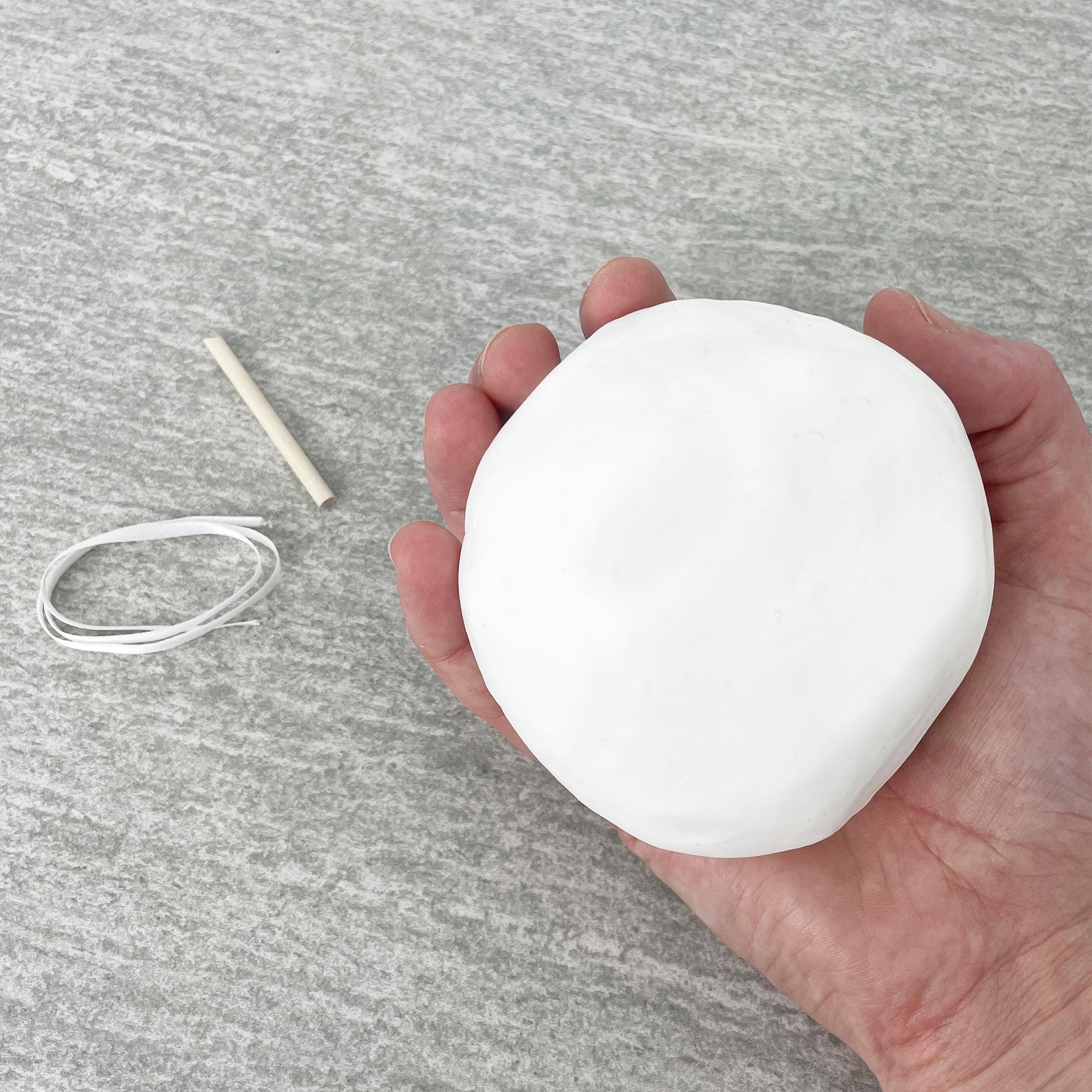 Pet Paw Print Kit - White Clay Impression Mould for Dogs & Cats | DIY Keepsake, Memorial Gift for Pet Lovers | Perfect for Creating Lasting Memories, Home Decor, and Special Occasions