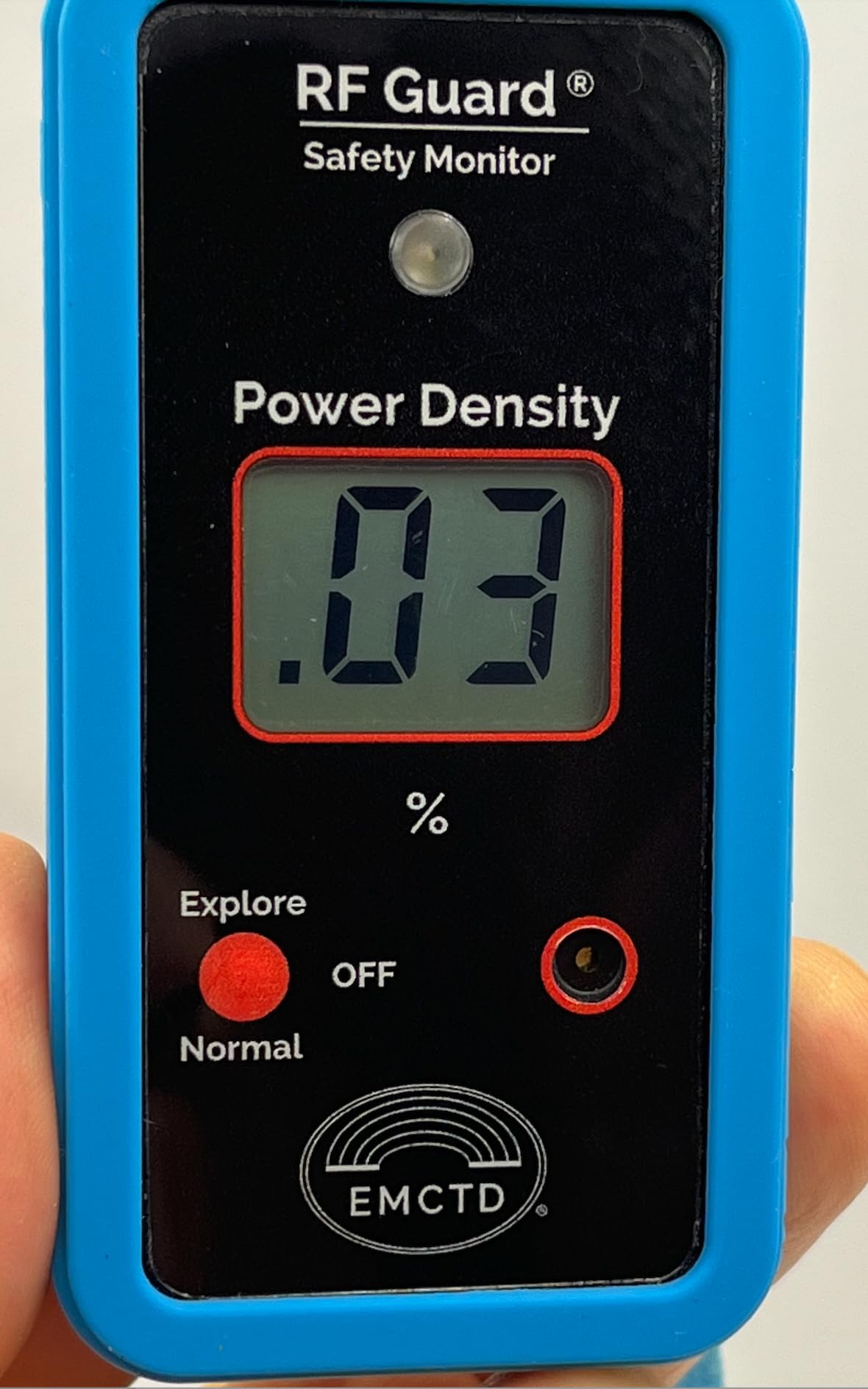RF Guard® Pro EMF Radiation Detector Meter - Portable Electromagnetic Field Tester for Home, Office & Travel Safety | Monitor Cell Phone, WiFi, 5G Signals | Personal EMF Protection Device for Daily Use