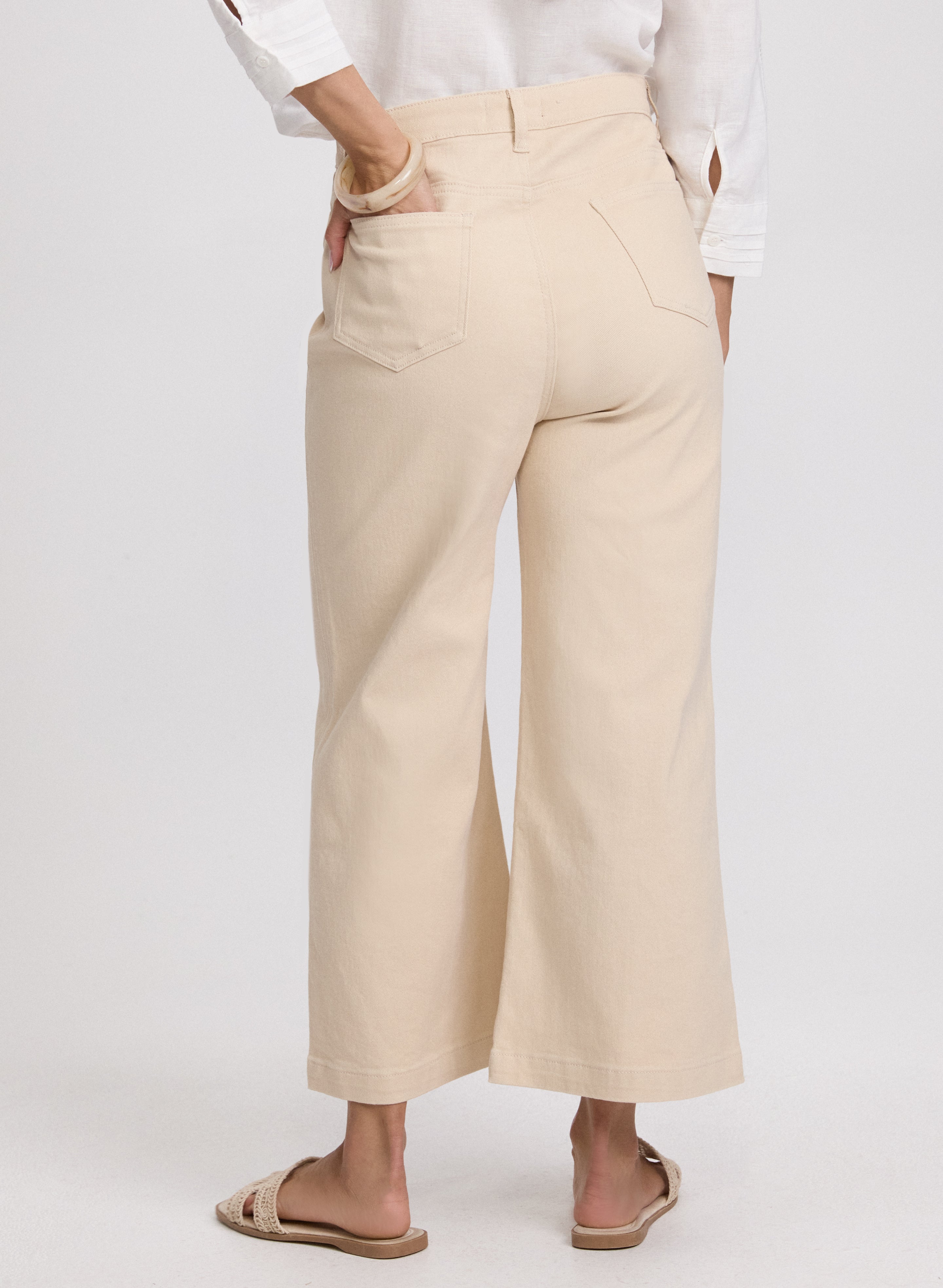 Cropped Flare Leg Jeans for Women - High Waisted Stretch Denim Pants - Trendy Vintage Style for Casual Outfits & Streetwear Fashion