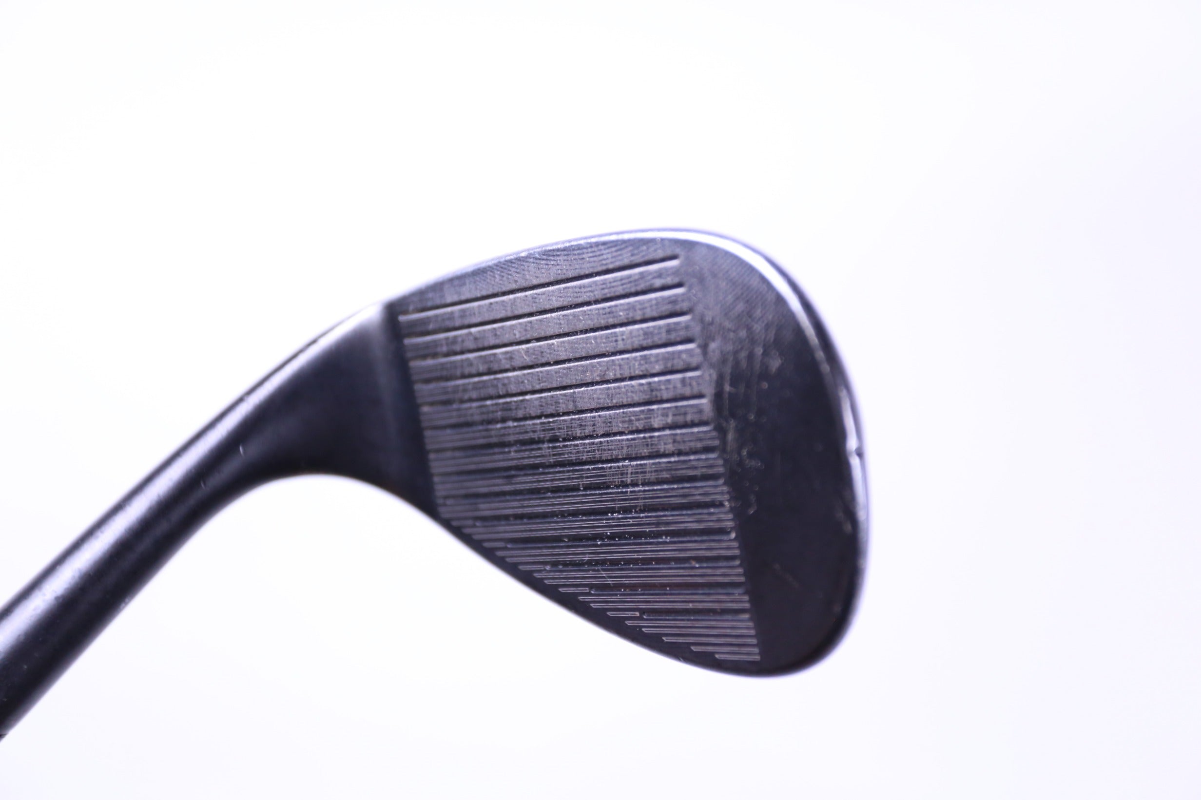 Used Cleveland 588 RTX Black Pearl Gap Wedge Golf Club - Right Handed 52° Wedge Flex - Perfect for Short Game & Approach Shots on the Course