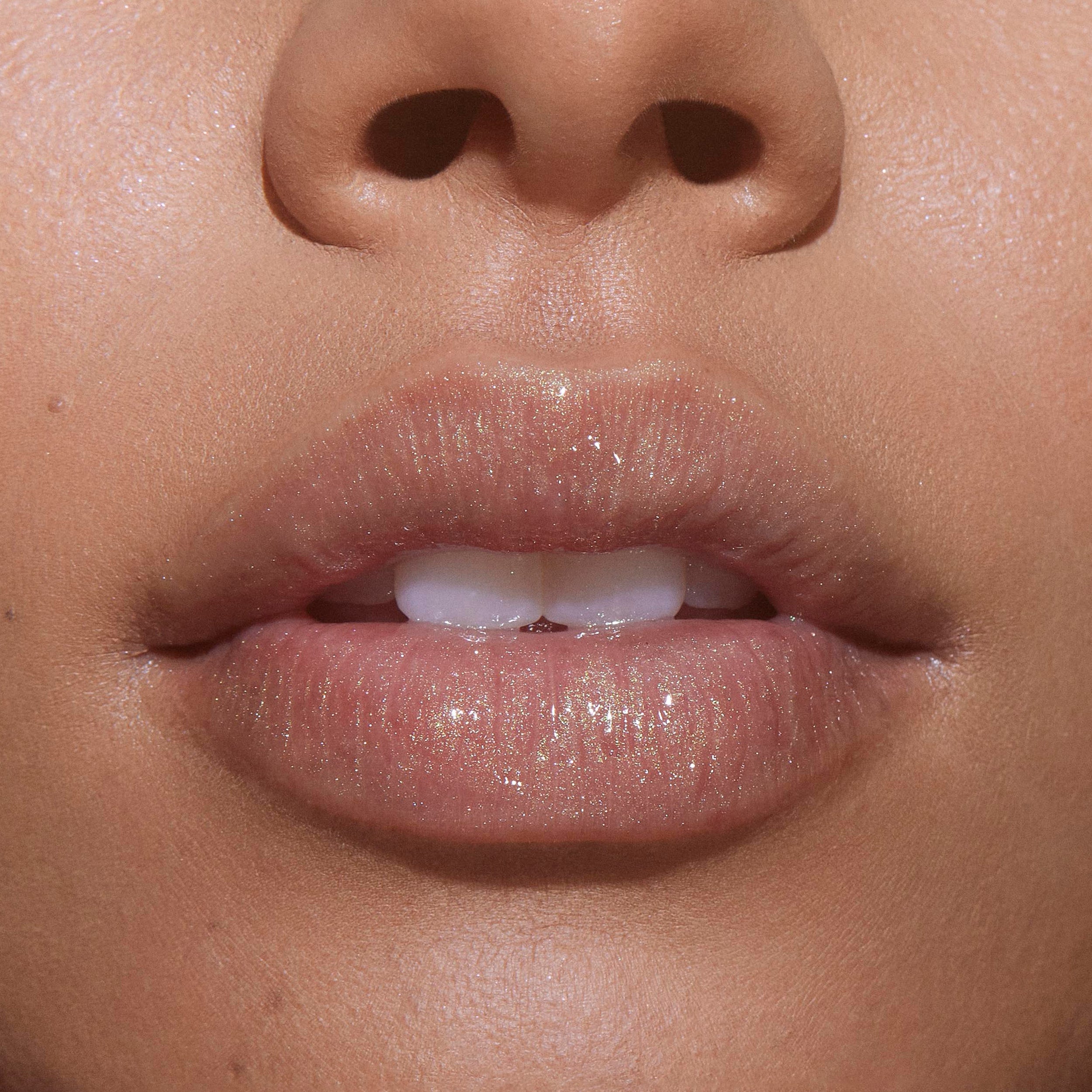 Supple Kiss Lip Glaze - Hydrating & Shiny Lip Gloss for All-Day Wear | Perfect for Date Night, Parties & Everyday Makeup Looks