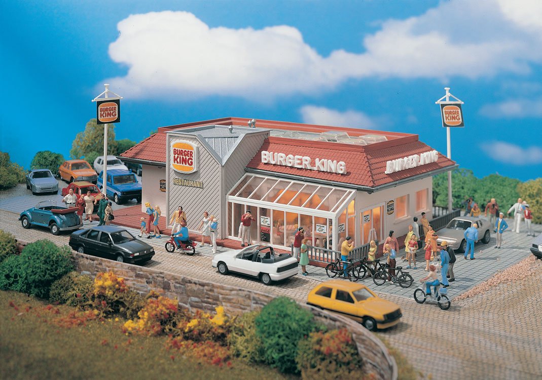 Original Title: V3632 Burger King   Optimized Title: V3632 Burger King - Premium Fast Food Collectible Toy for Kids & Fans - Perfect for Display, Gifts, and Fast Food Memorabilia Collections