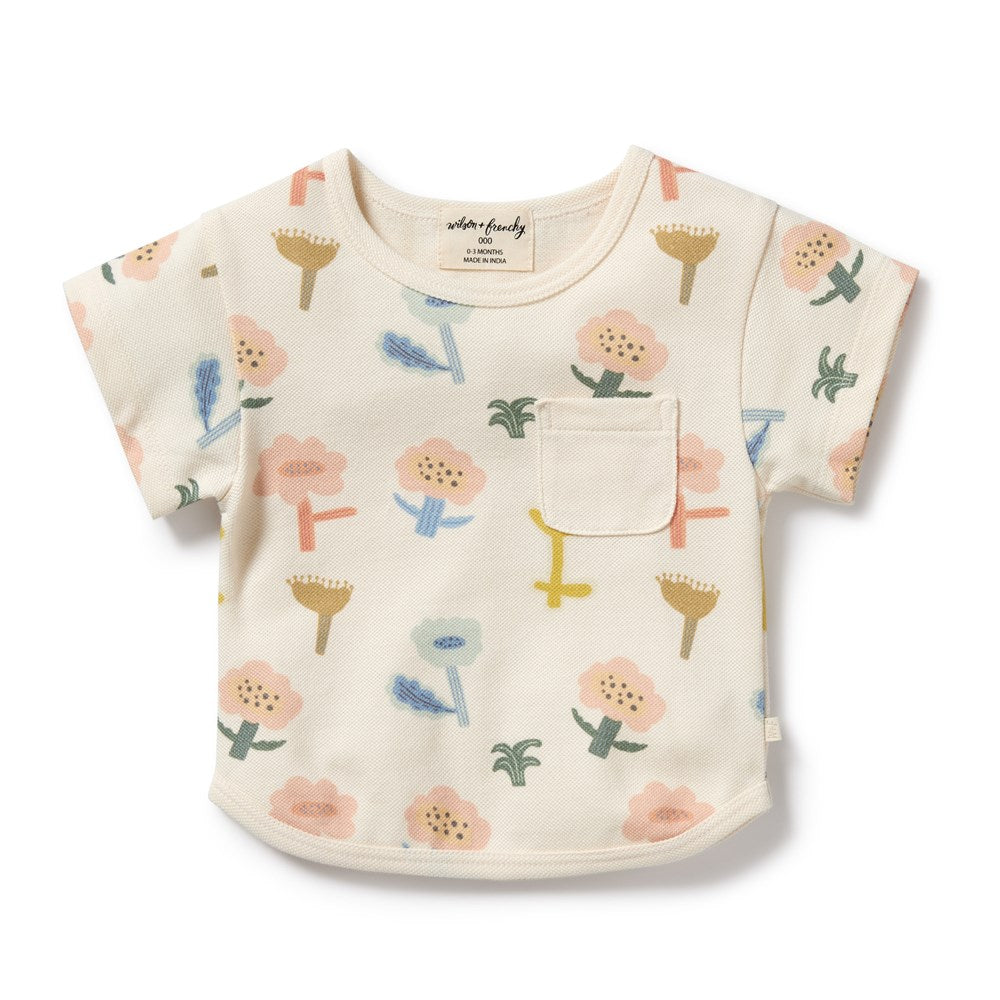 Organic Cotton Cookie Cutter Print T-Shirt - Soft & Comfortable Tee for Baking Enthusiasts & Home Chefs - Perfect for Kitchen, Baking Parties & Casual Wear