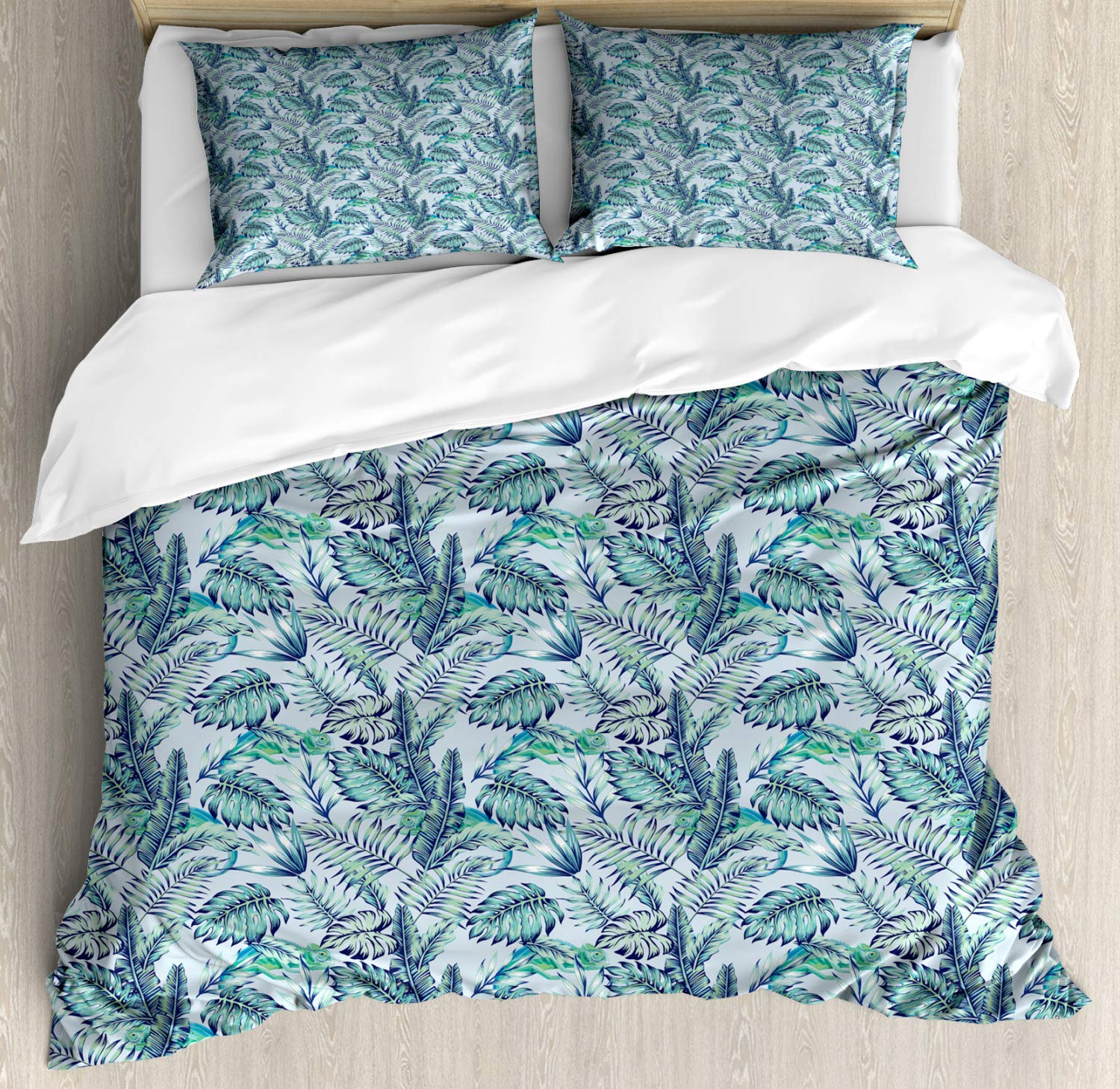 Ambesonne Exotic Chameleon Reptile Duvet Cover Set - King Size 3 Piece Bedding with 2 Pillow Shams, Tropical Leaves Print in Pale Blue Seafoam - Perfect for Jungle Themed Bedroom Decor & Reptile Lover Gifts