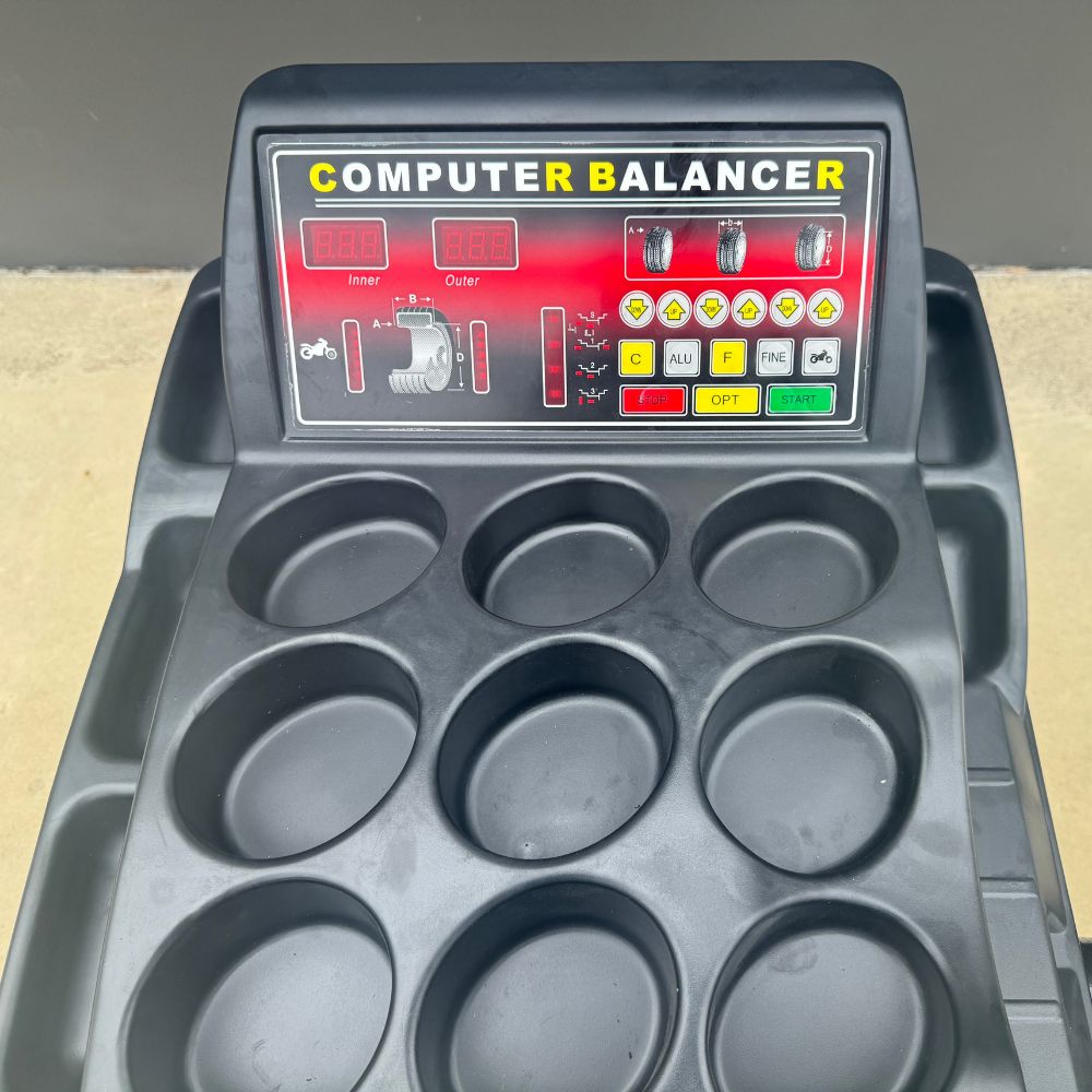 Forestwest BM716 10-24 Inch Professional Wheel Balancer - Heavy Duty Tire Balancing Machine for Cars, Trucks & SUVs - Perfect for Auto Shops & DIY Garage Use