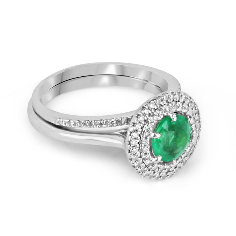 1.45 TCW 14K Gold Round Vivid Yellowish Green Emerald & Diamond Accent 6-Prong Engagement Ring for Women - Perfect for Weddings, Anniversaries & Special Occasions