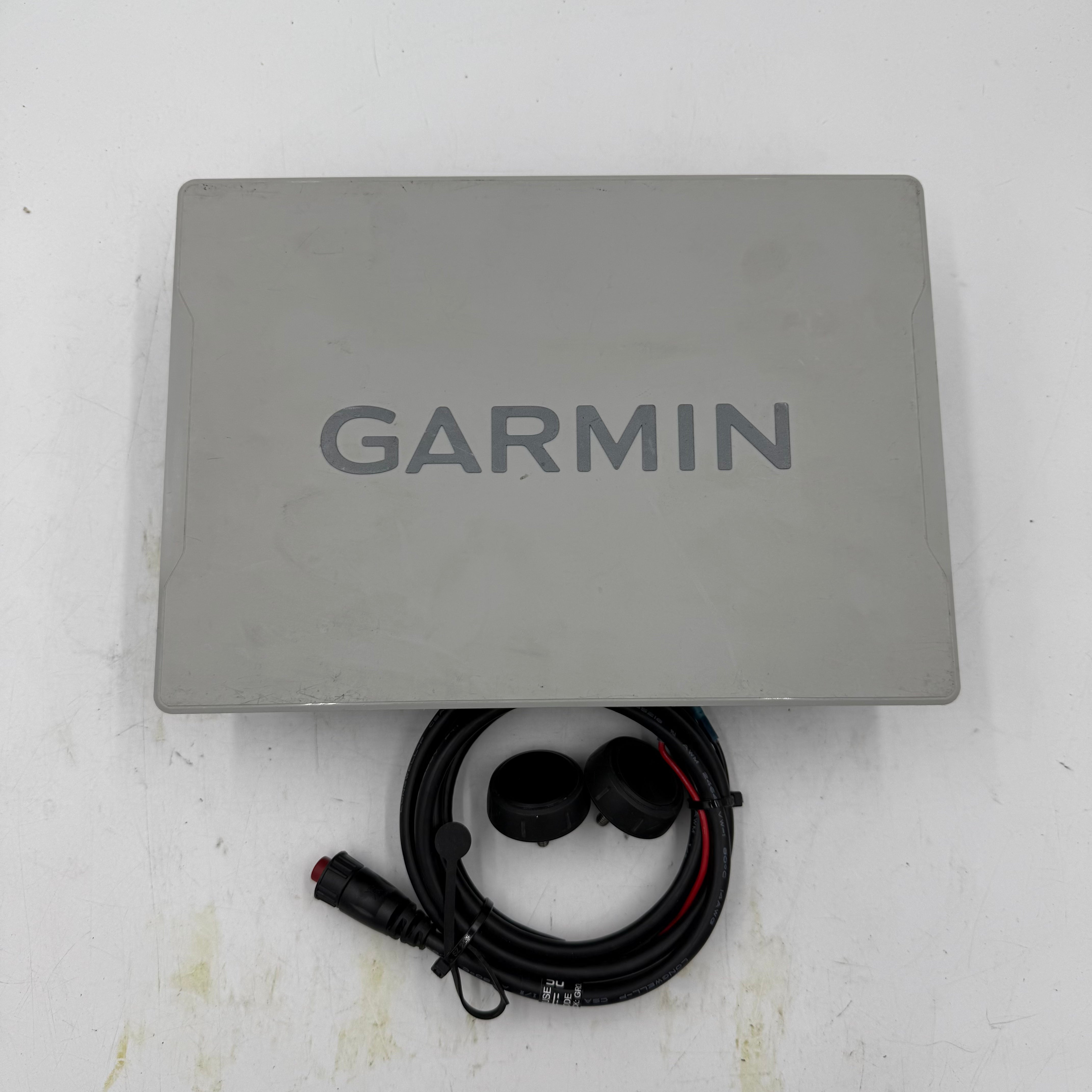 Garmin 8612 GPSMAP 12-Inch Marine Chartplotter with Preloaded BlueChart G3 Coastal Charts - Perfect for Boating, Fishing & Navigation