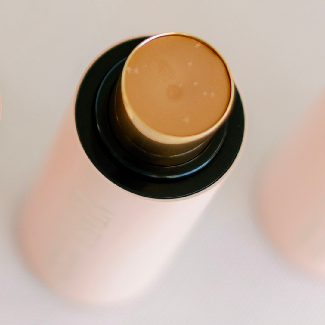 Best Moisturizing Foundation for Dry Skin - Hydrating & Long-Lasting Liquid Makeup - Perfect for Daily Wear & Special Occasions