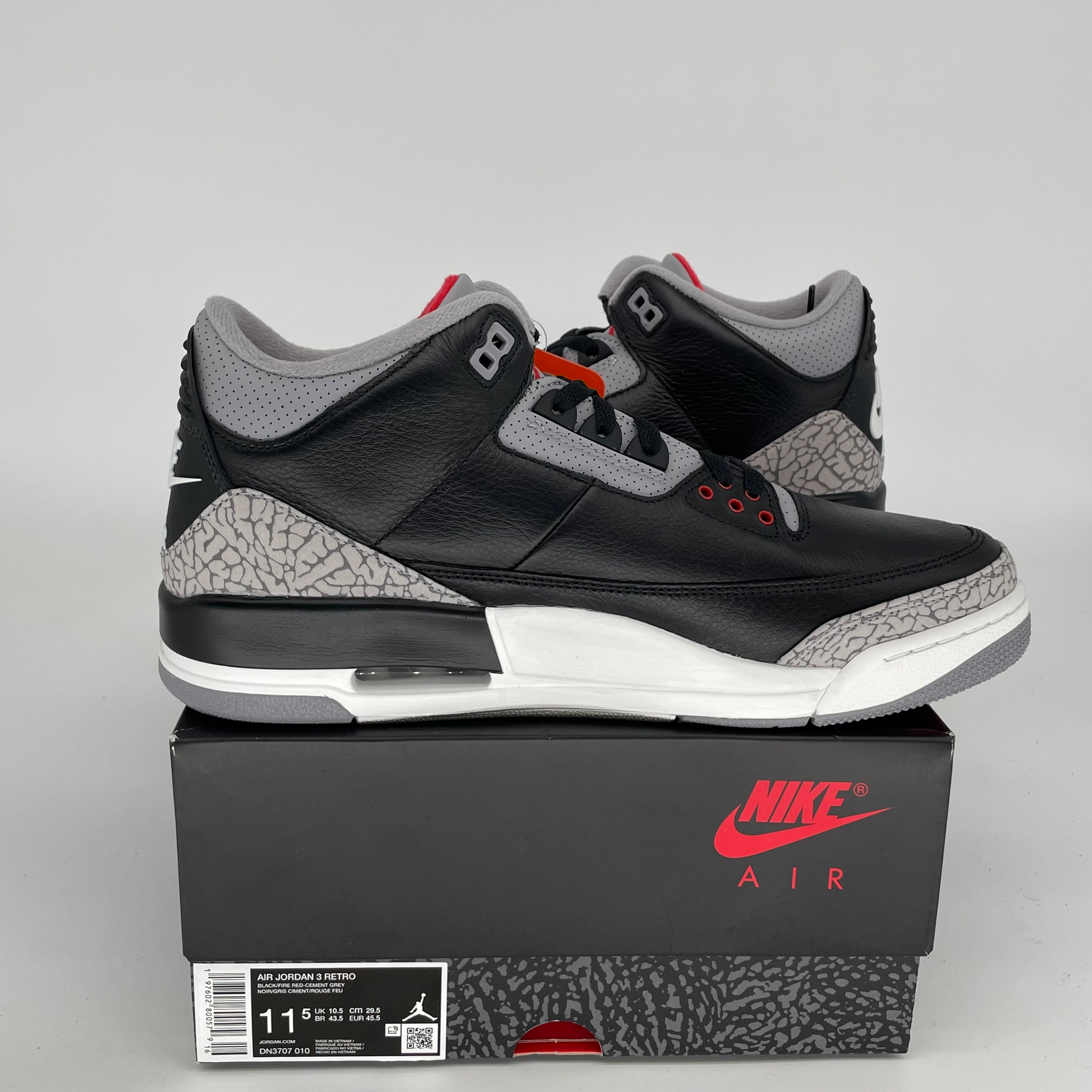 AIR JORDAN 3 Retro Black Cement Men's Basketball Shoes Size 11.5 DN3707-010 - Perfect for Streetwear, Sneaker Collecting & Casual Wear
