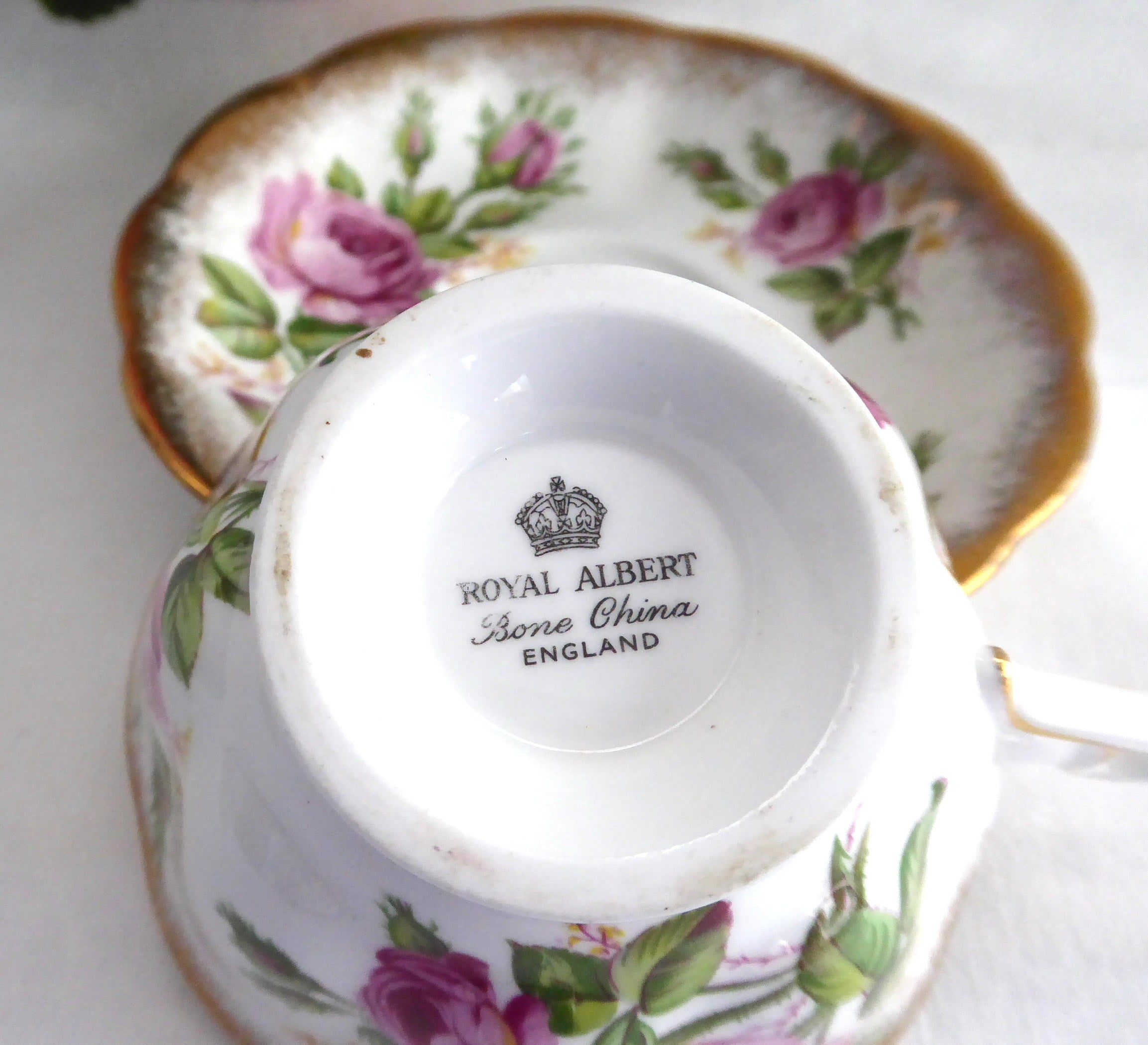 Royal Albert Vintage English Bone China Pink Roses Cup and Saucer Set - 1950s Classic Floral Tea Set for Afternoon Tea, Bridal Shower & Collectible Display