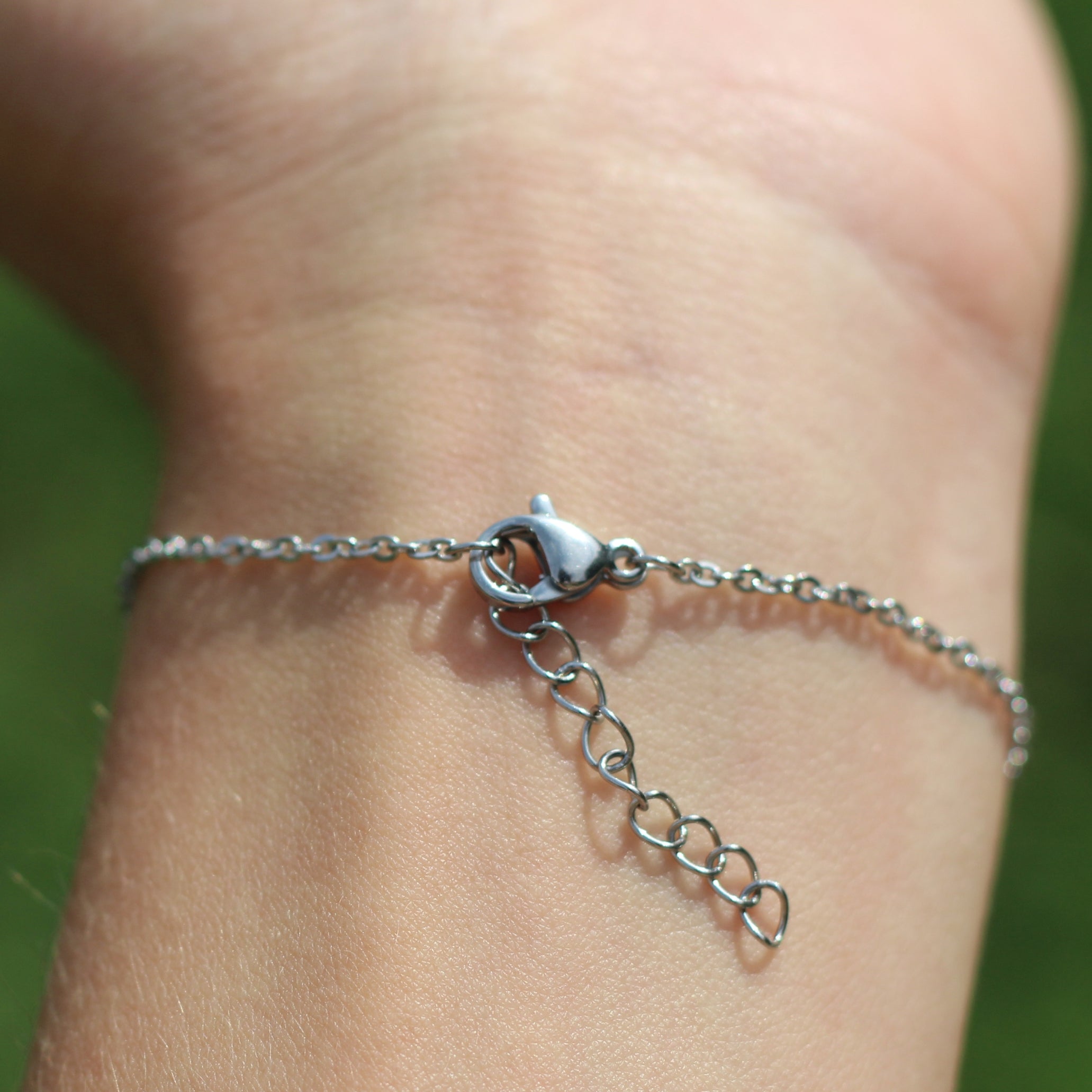 Howlite Solitaire Sterling Silver Bracelet for Women - Elegant Healing Crystal Jewelry for Meditation, Yoga & Spiritual Gifts