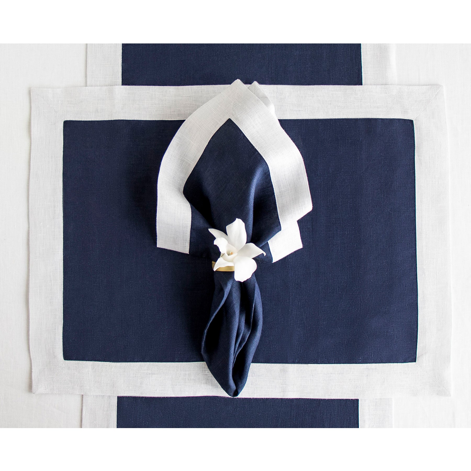 Elegant Festive Edge Placemats Set of 4 - Premium Holiday Dining Table Decor for Christmas, Thanksgiving & Special Occasions
