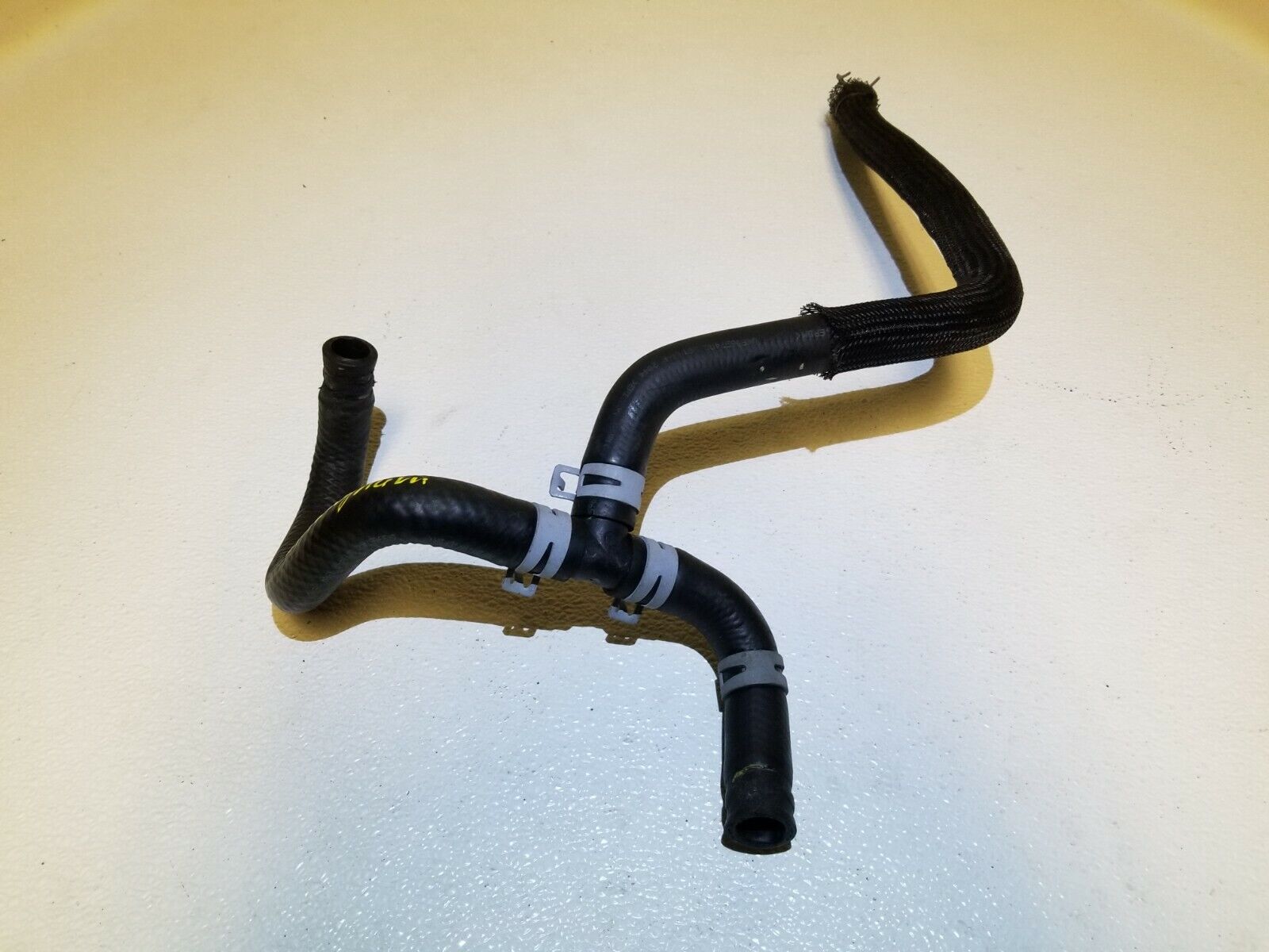 2005-2007 Dodge Magnum RT 5.7L V8 Engine Radiator Lower Coolant Hose Pipe - OEM Replacement Part for Cooling System Repair | Perfect for Dodge Magnum Performance Upgrades & Maintenance