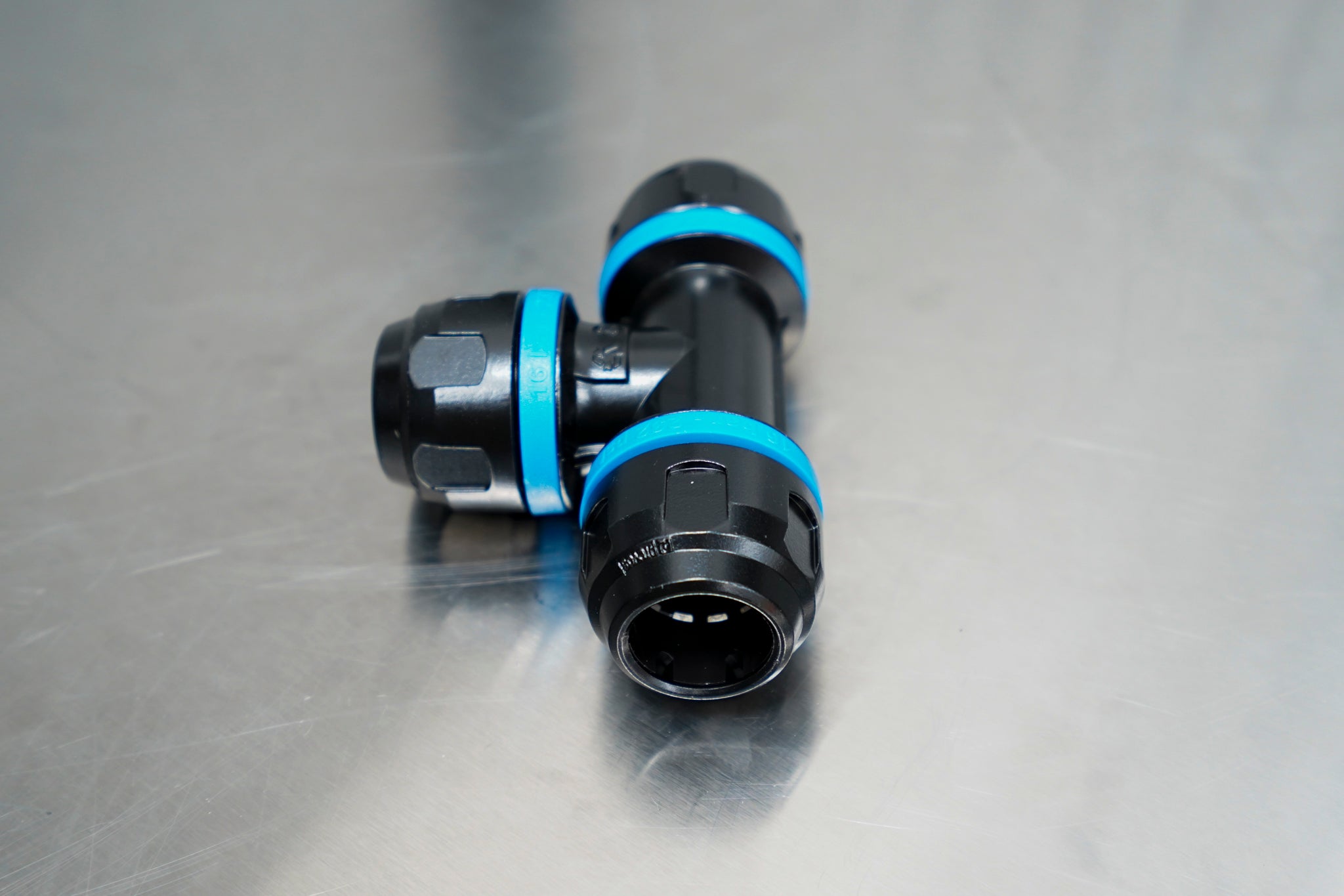 Prevost Equal Female Tee for 1 Pipe - High-Quality Brass Pipe Fitting for Plumbing & HVAC Systems - Perfect for Water Supply, Gas Lines & Industrial Applications