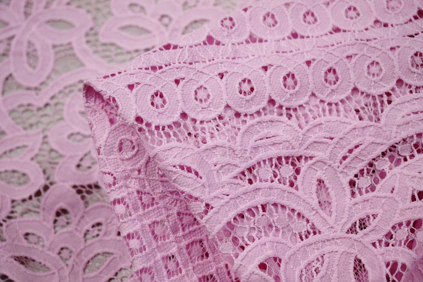 Aria's Pink Lace - Elegant Lace Fabric for DIY Crafts, Wedding Decor & Fashion Accessories | Perfect for Dressmaking, Home Decor & Gift Wrapping