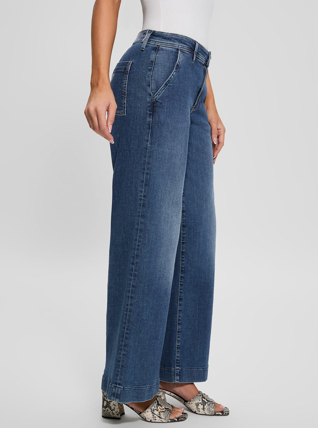 Blue Zoya Wide Leg Cropped Jeans - Mid Wash Denim Pants for Women | Casual Outfit, Street Style & Everyday Wear