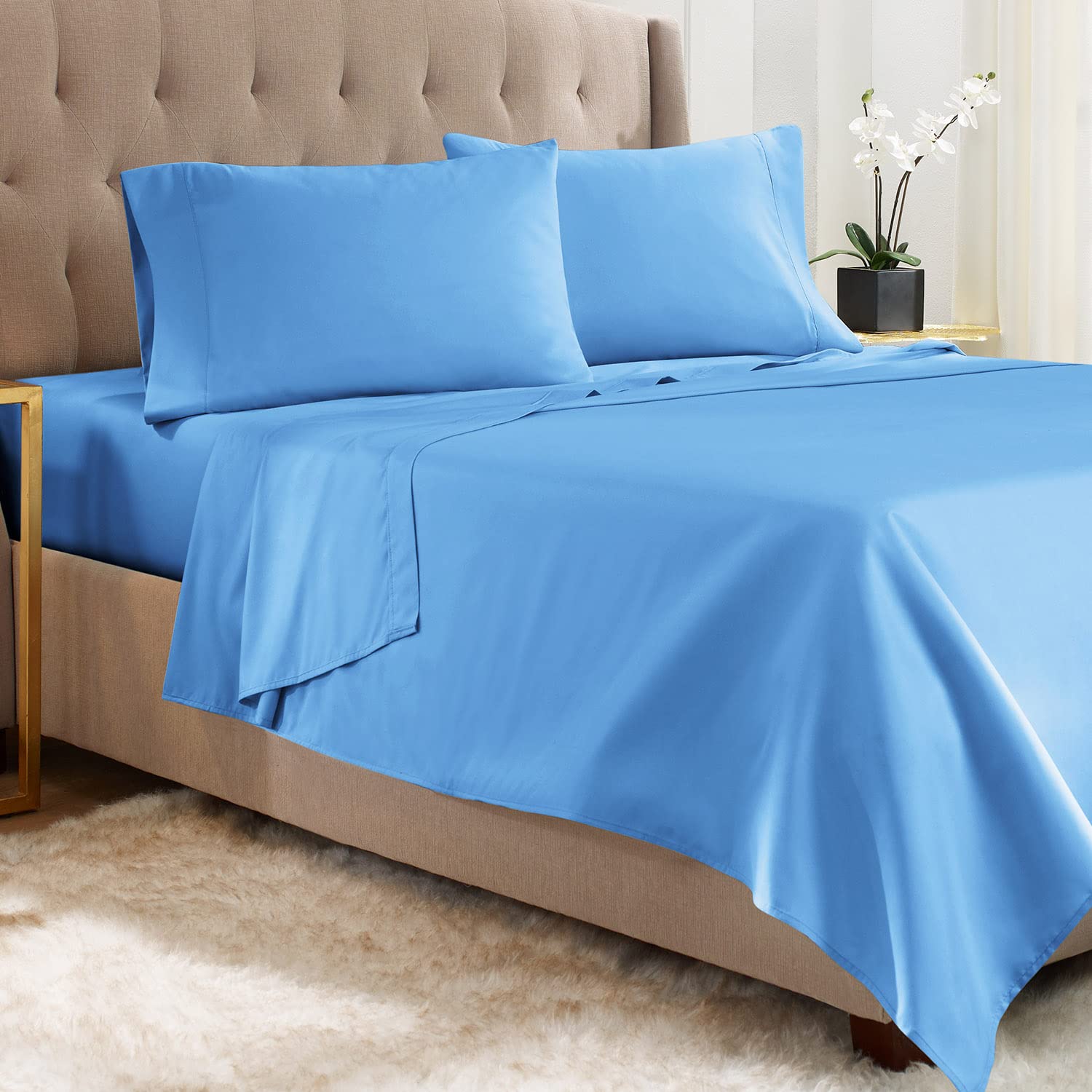 Empyrean 3-Piece Twin Sheet Set - Super Soft Double Brushed Microfiber Bed Sheets in Calm Blue - Hotel Luxury Bedding with 4 Corner Elastic Straps - Perfect for Guest Rooms, Dorms & Cozy Bedrooms