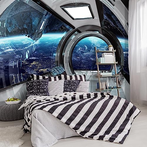 Space capsule