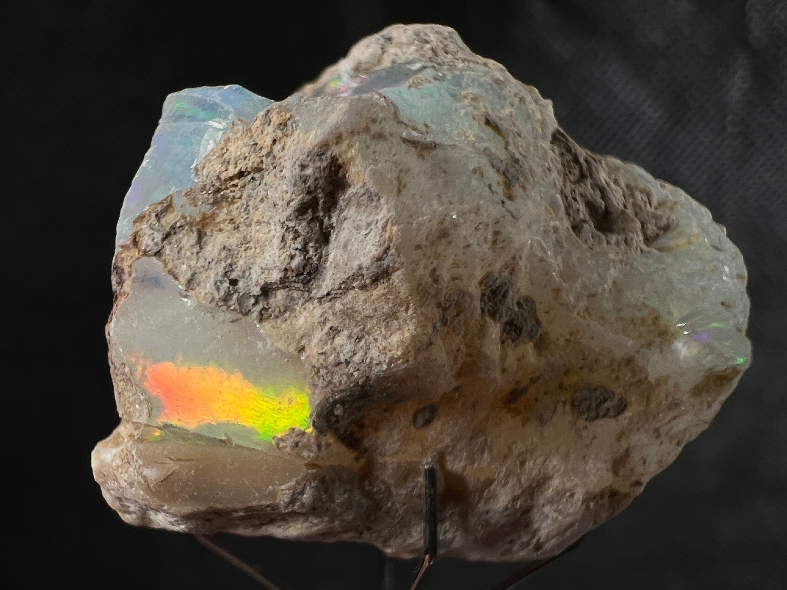 Premium 4A+ Welo Opal Raw Crystal - Natural Cutting Grade Opal Gemstone, October Birthstone (50659) for Jewelry Making, Collecting & Healing Crystals