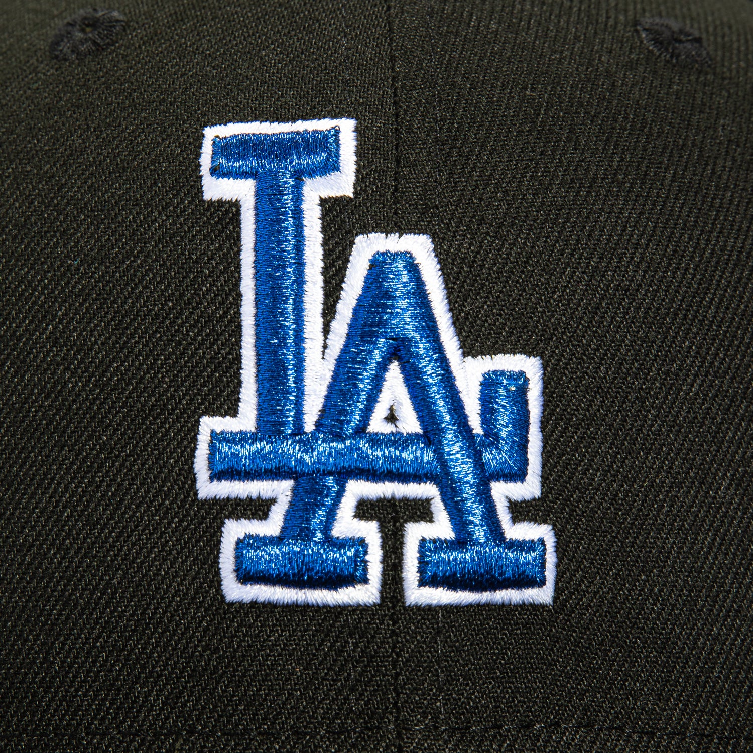New Era 59Fifty Los Angeles Dodgers 8x Champions Patch Snapback Hat - Black & Royal Blue - Official MLB Baseball Cap for Men & Women - Perfect for Games, Streetwear & Sports Fan Collections