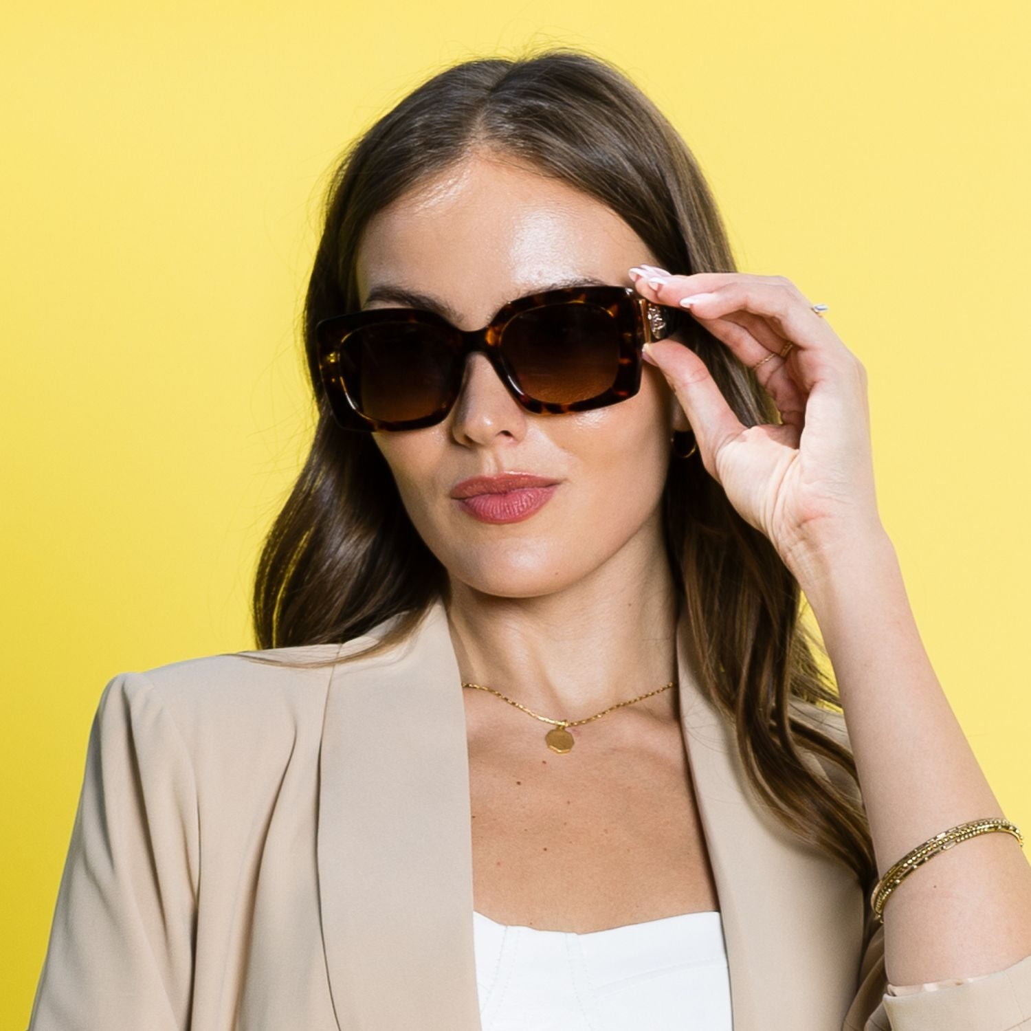 Classic Quilted Sunglasses for Women & Men - UV Protection, Polarized Lenses, Stylish & Durable - Perfect for Beach, Driving & Outdoor Activities