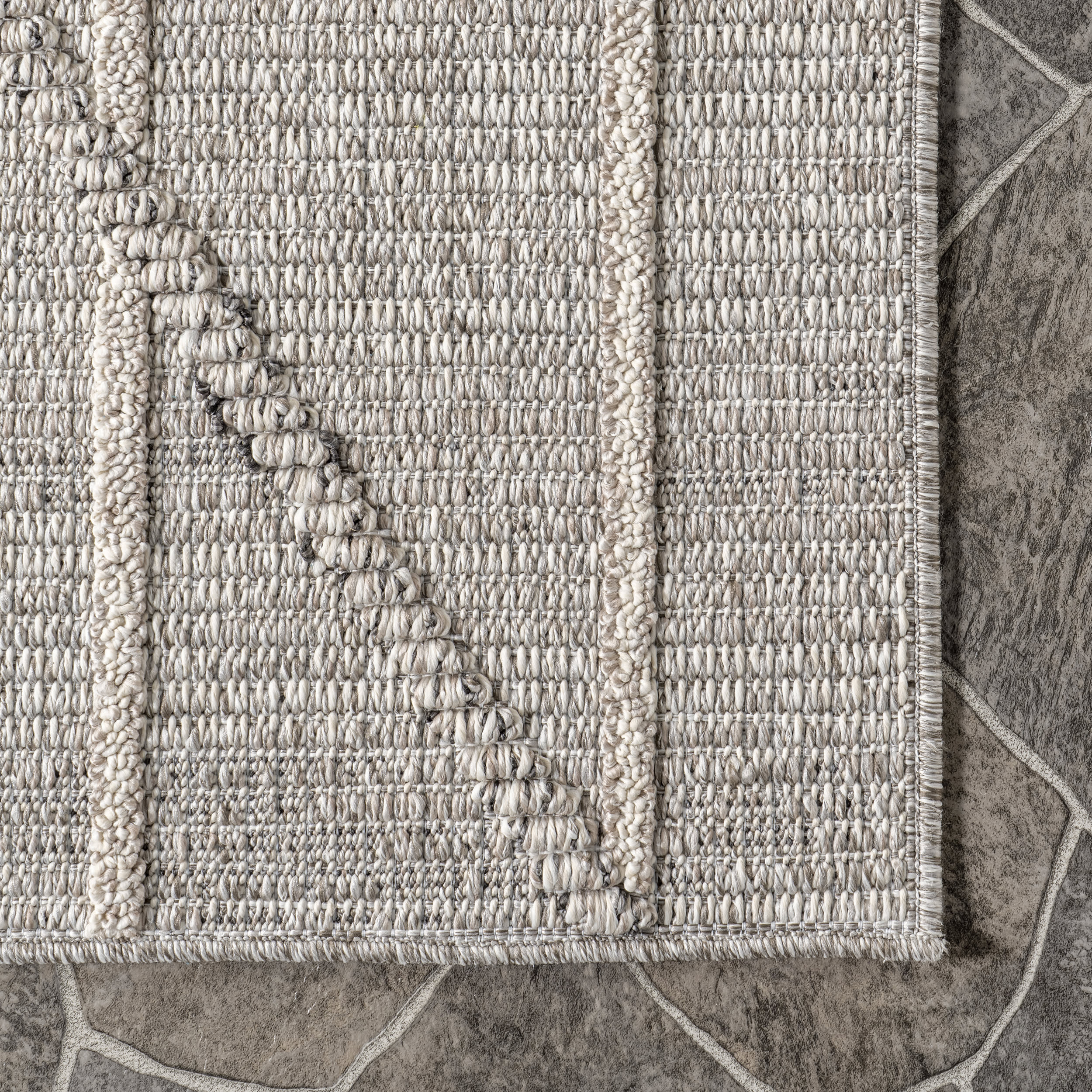 Dalia Modern Abstract Broken Line Pattern Indoor Outdoor Area Rug - Soft Non-Slip Floor Mat for Living Room, Bedroom, Patio - Grey Home Decor