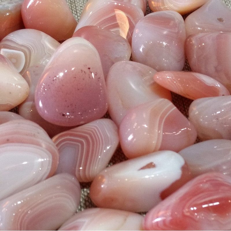 Healing Apricot Agate Tumbled Stones - Natural Pocket Worry Stones for Stress Relief, Meditation & Positive Energy - Perfect for Anxiety Relief, Chakra Balancing & Spiritual Healing