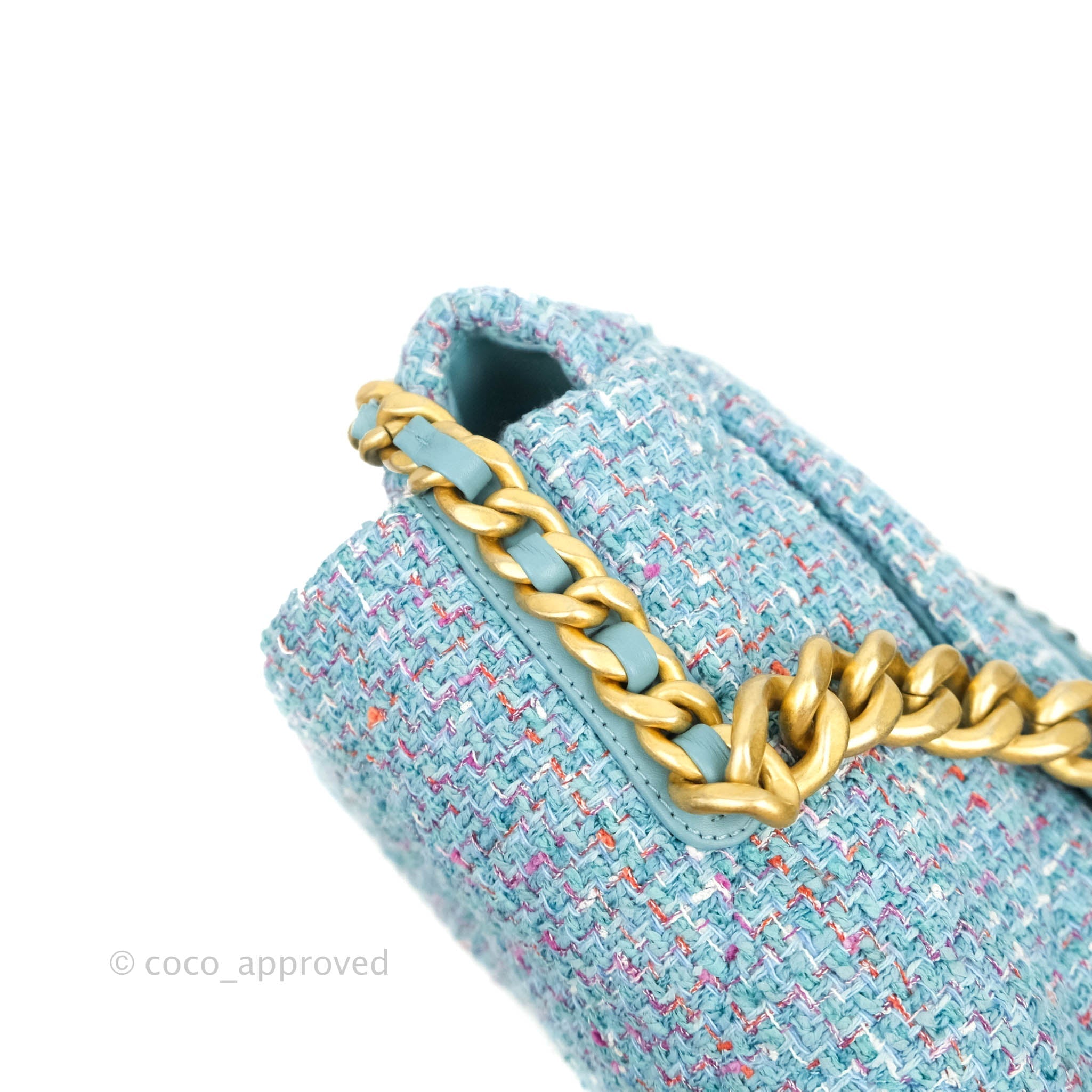 Chanel 19 Maxi Flap Bag in Blue Tweed with Mixed Hardware - Luxury Designer Handbag for Women, Perfect for Parties, Work & Everyday Use