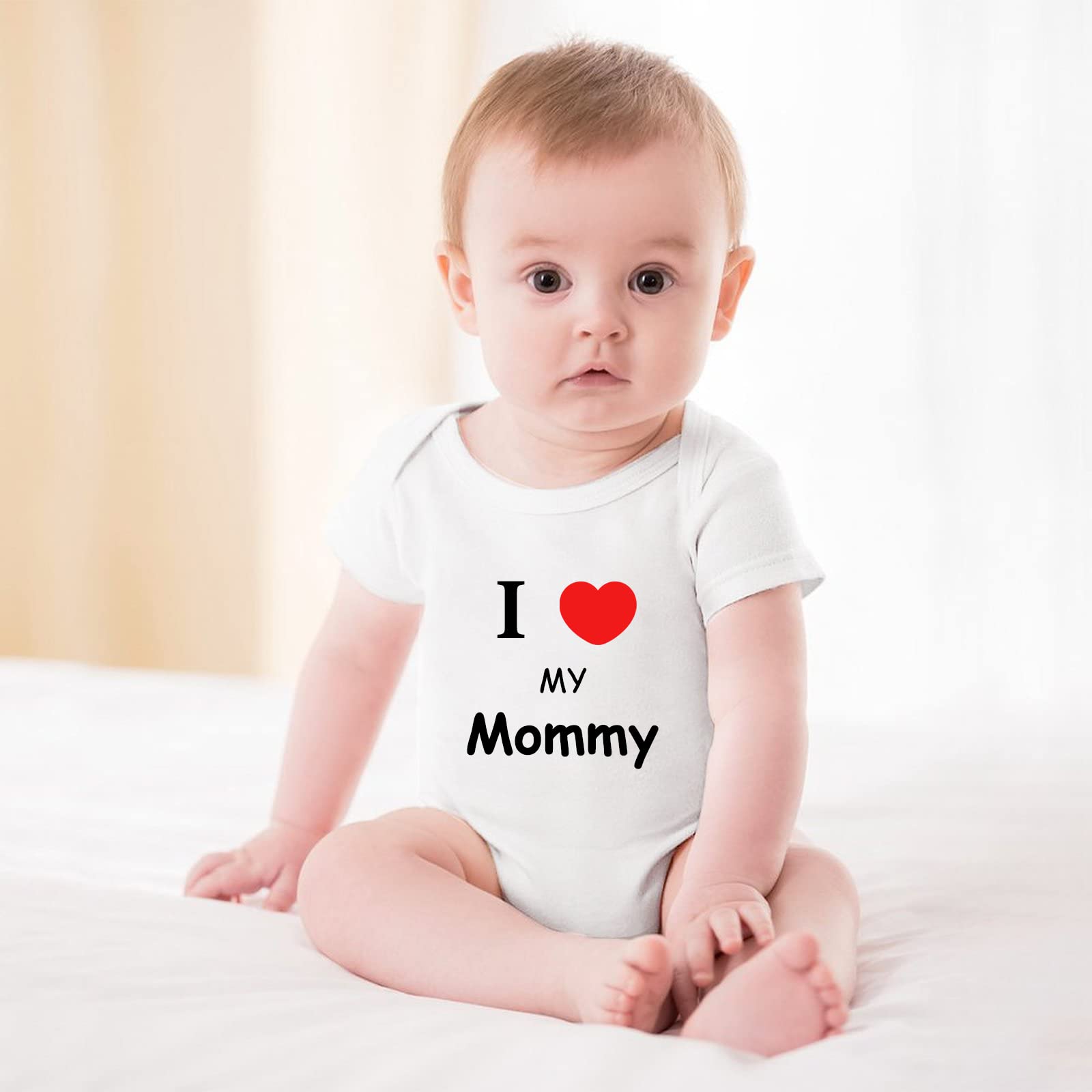 Funny Unisex Baby Bodysuit Onesie Romper - I Love My Auntie Design for Newborns & Toddlers 0-24 Months | Perfect for Family Photos, Birthday Gifts & Everyday Wear