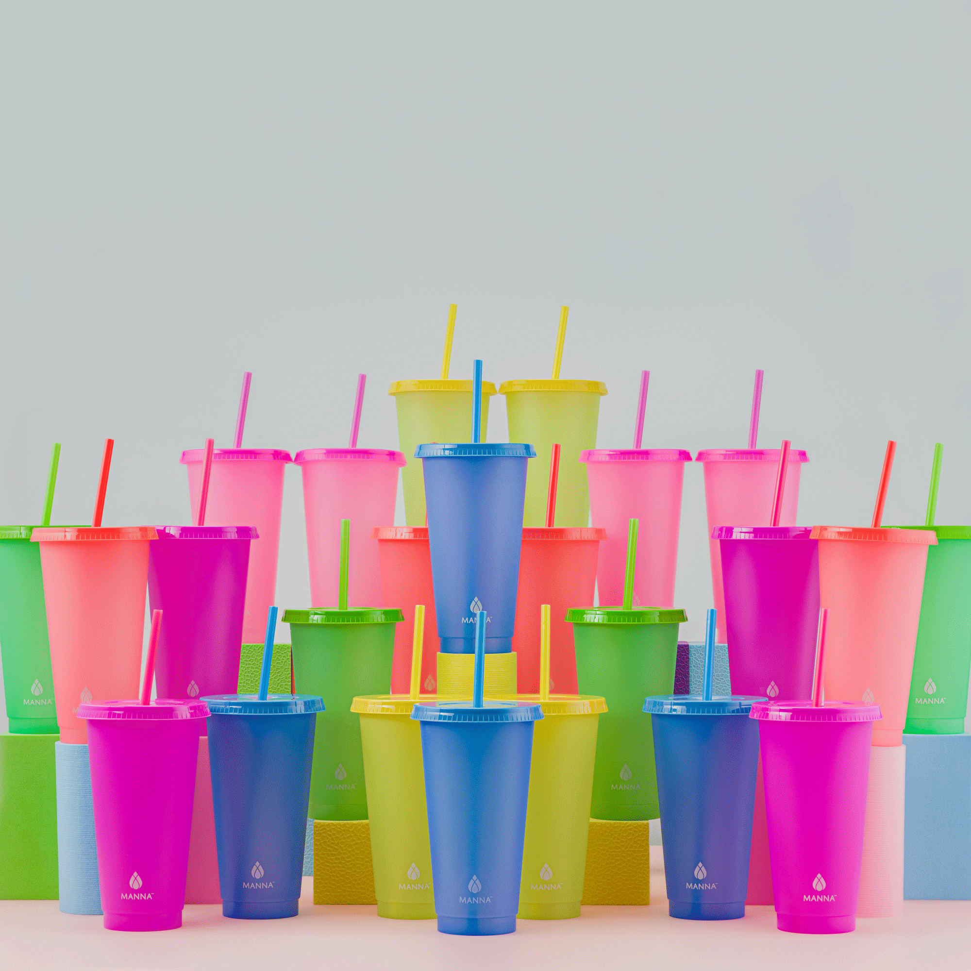 24-Piece Color Changing Cup Set - Heat Sensitive Magic Mugs for Coffee, Tea & Cold Drinks - Fun Party & Home Use