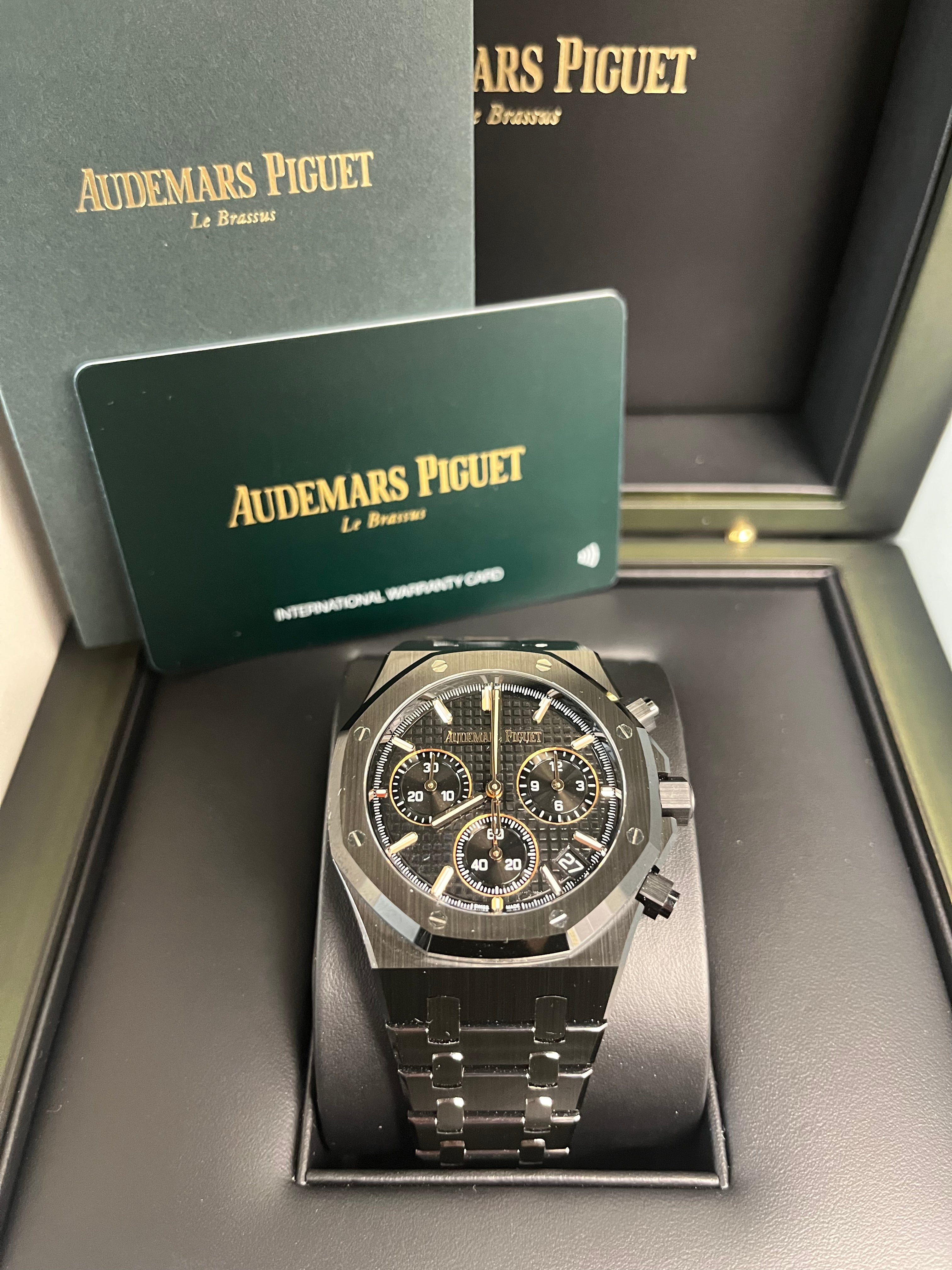Audemars Piguet Royal Oak Chronograph 41mm Ceramic Men's Watch 26240CE.OO.1225CE.01 - Luxury Swiss Automatic Timepiece for Business & Formal Occasions