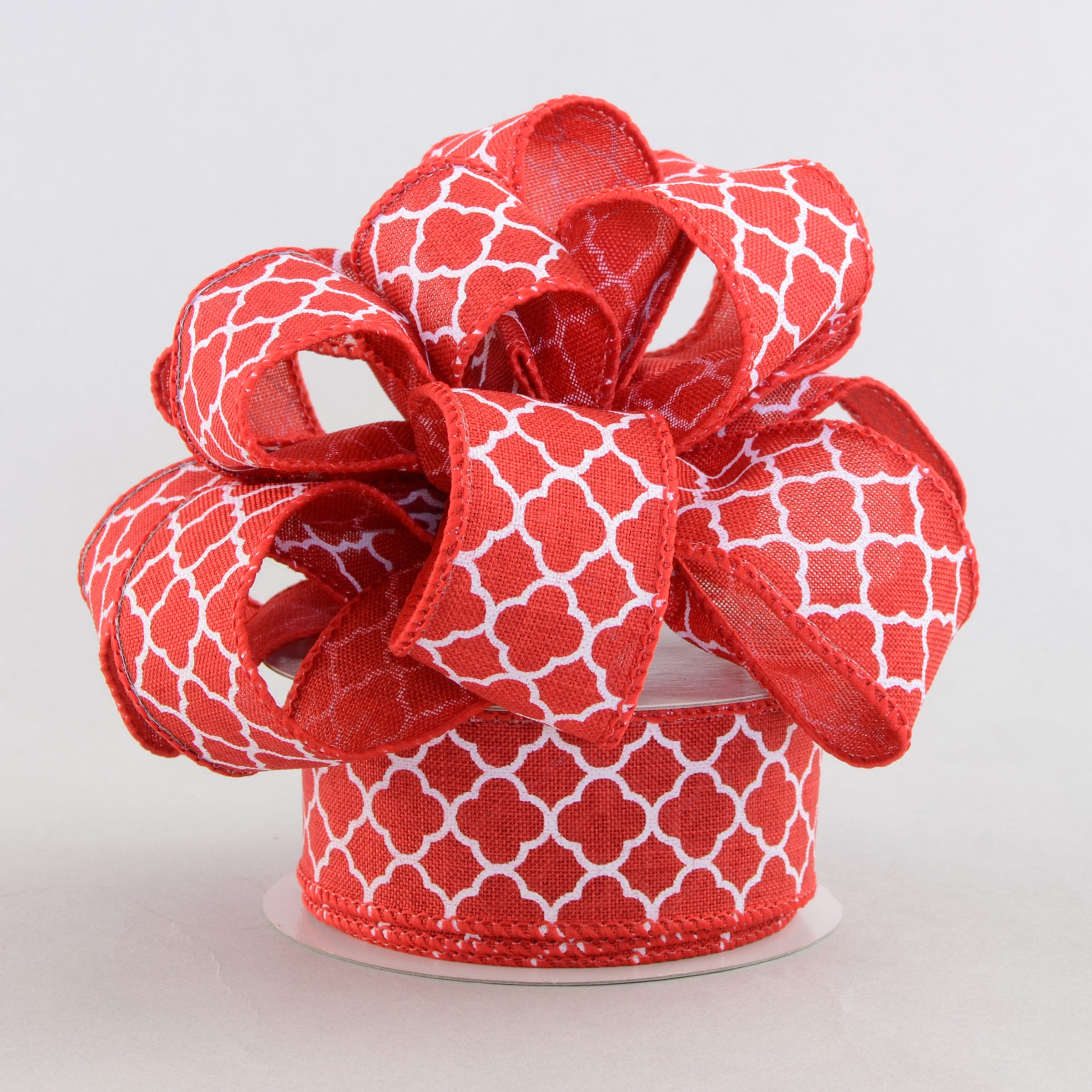 1.5 Inch Quatrefoil Ribbon - Red and White Pattern (10 Yards) for Gift Wrapping, Wedding Decorations & Craft Projects