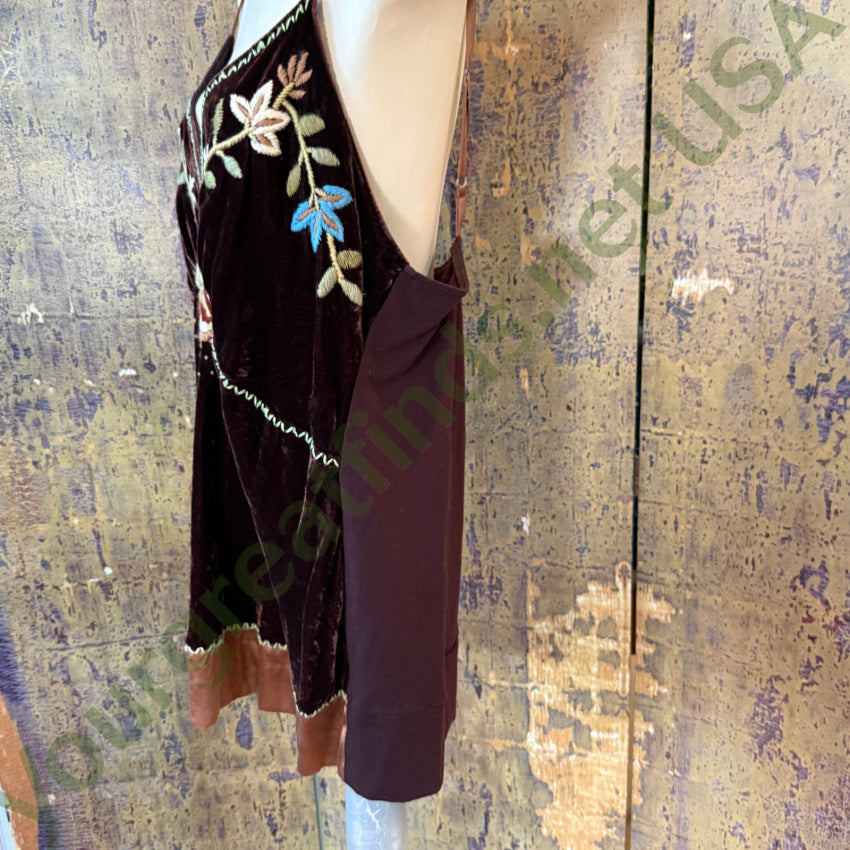 Vintage Halé Bob Silk & Rayon Embroidered Velvet Spaghetti Strap Top - Elegant 90s Retro Blouse for Women | Perfect for Date Night, Cocktail Party & Vintage Fashion Lovers
