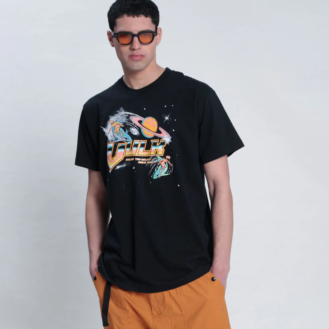 Vulk Aliens Graphic T-Shirt for Men & Women - Cool Alien Print Tee - Casual Streetwear for Everyday Wear, Parties & Gifts