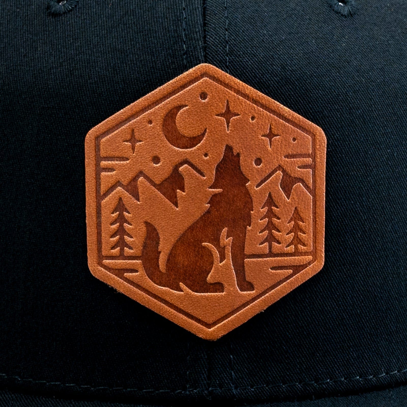 Howling Wolf Trucker Hat for Men & Women - Adjustable Snapback Cap for Outdoor, Hiking, and Casual Wear