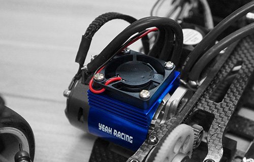 Yeah Racing YA-0410BU Aluminum 540 Motor Heat Sink with Cooling Fan - High Performance Cooling System for RC Cars, Drones & Hobby Models (Blue) - Perfect for Racing, Off-Road & High-Speed Applications