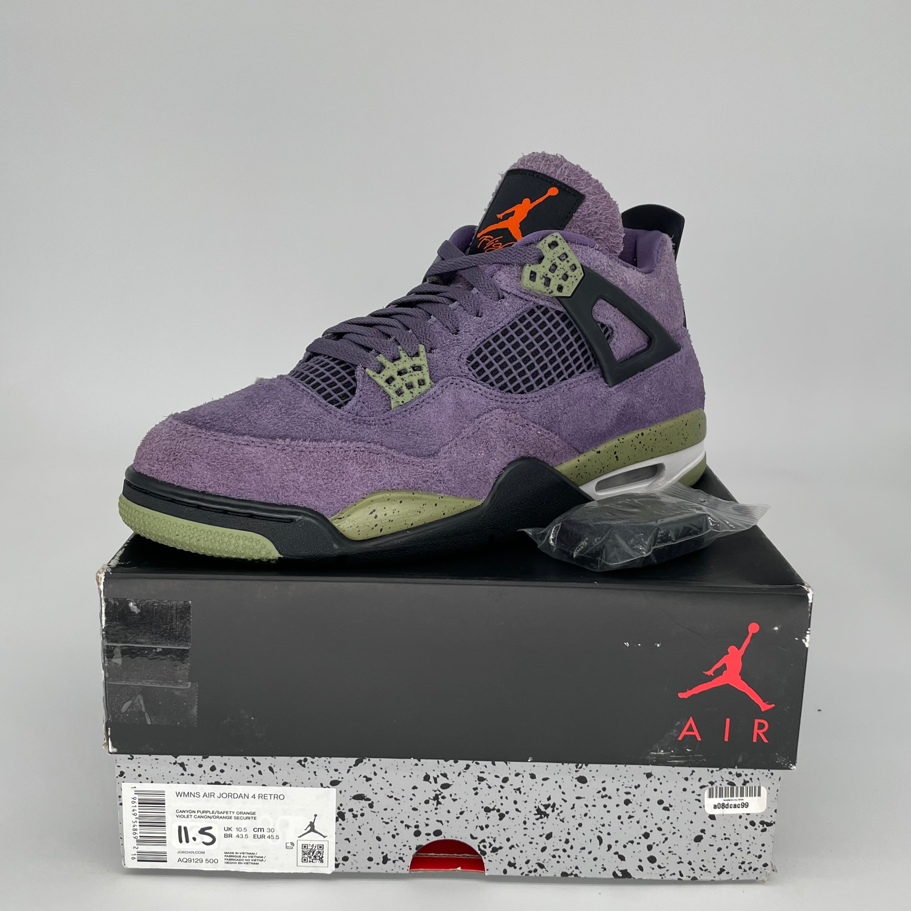 AIR JORDAN 4 Retro 